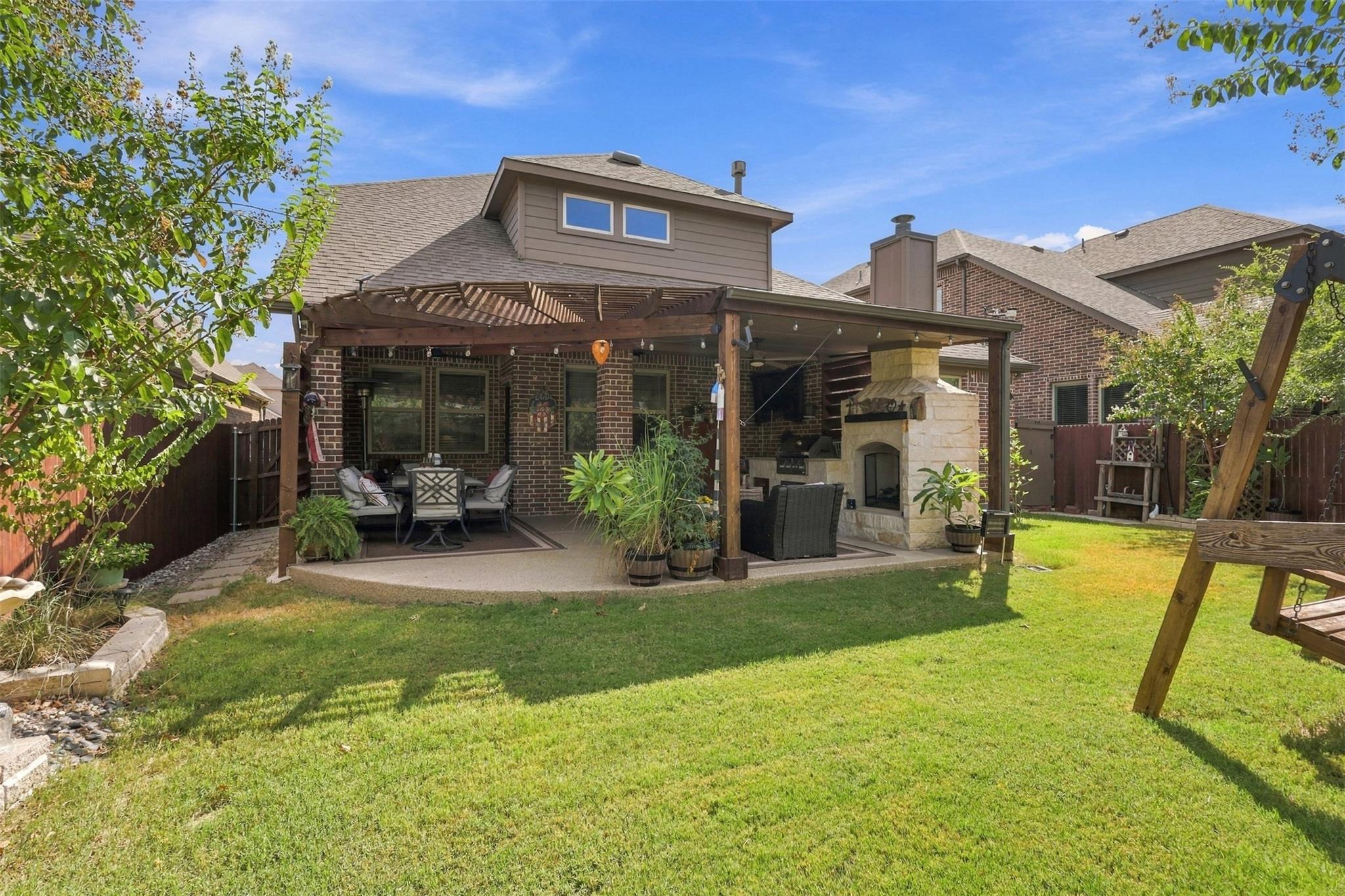 main property photo 27