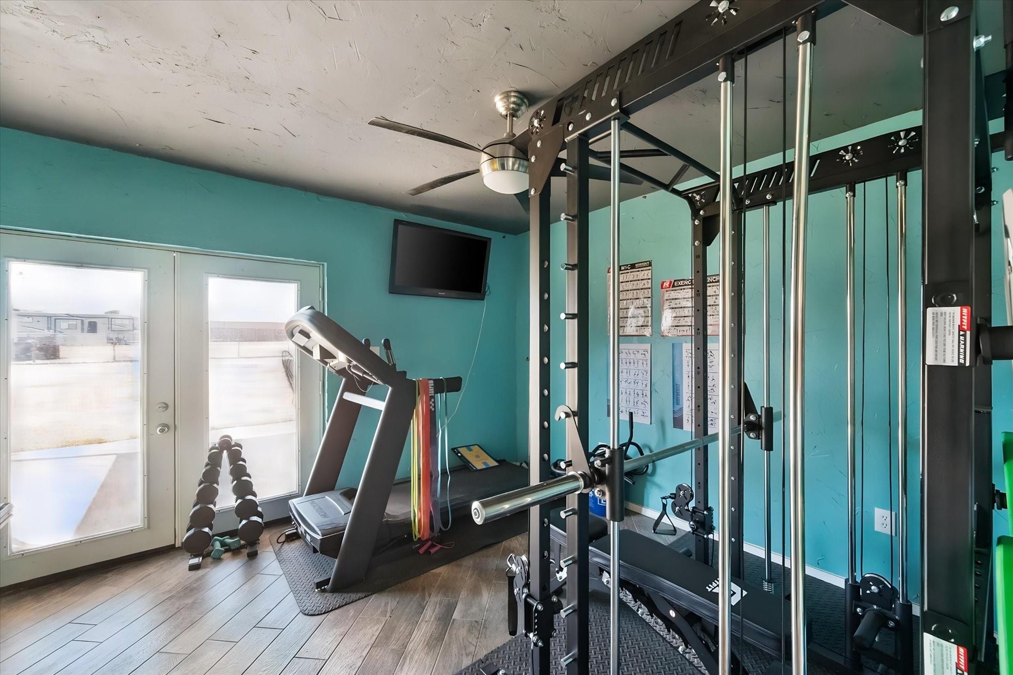 main property photo 31