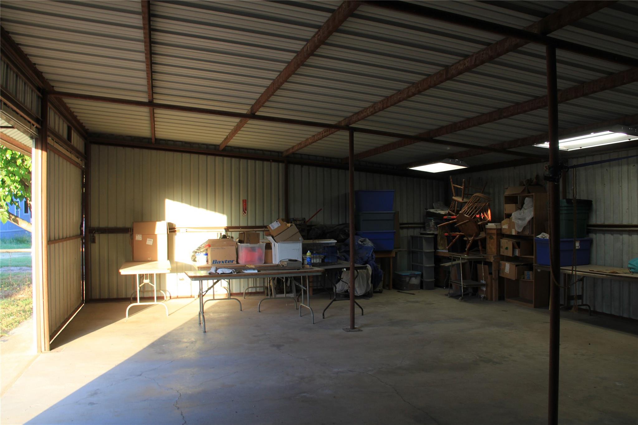 main property photo 20