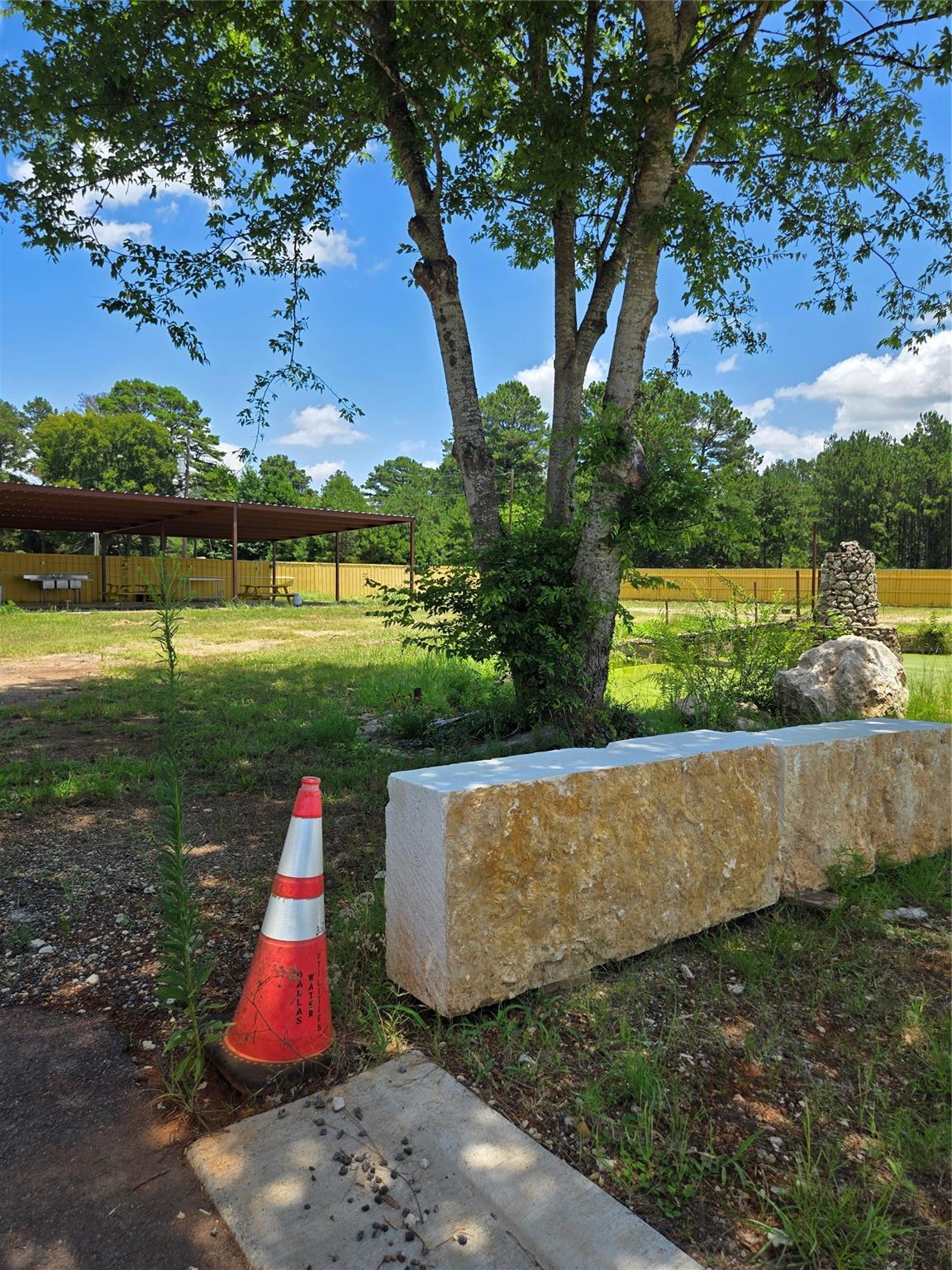 main property photo 22