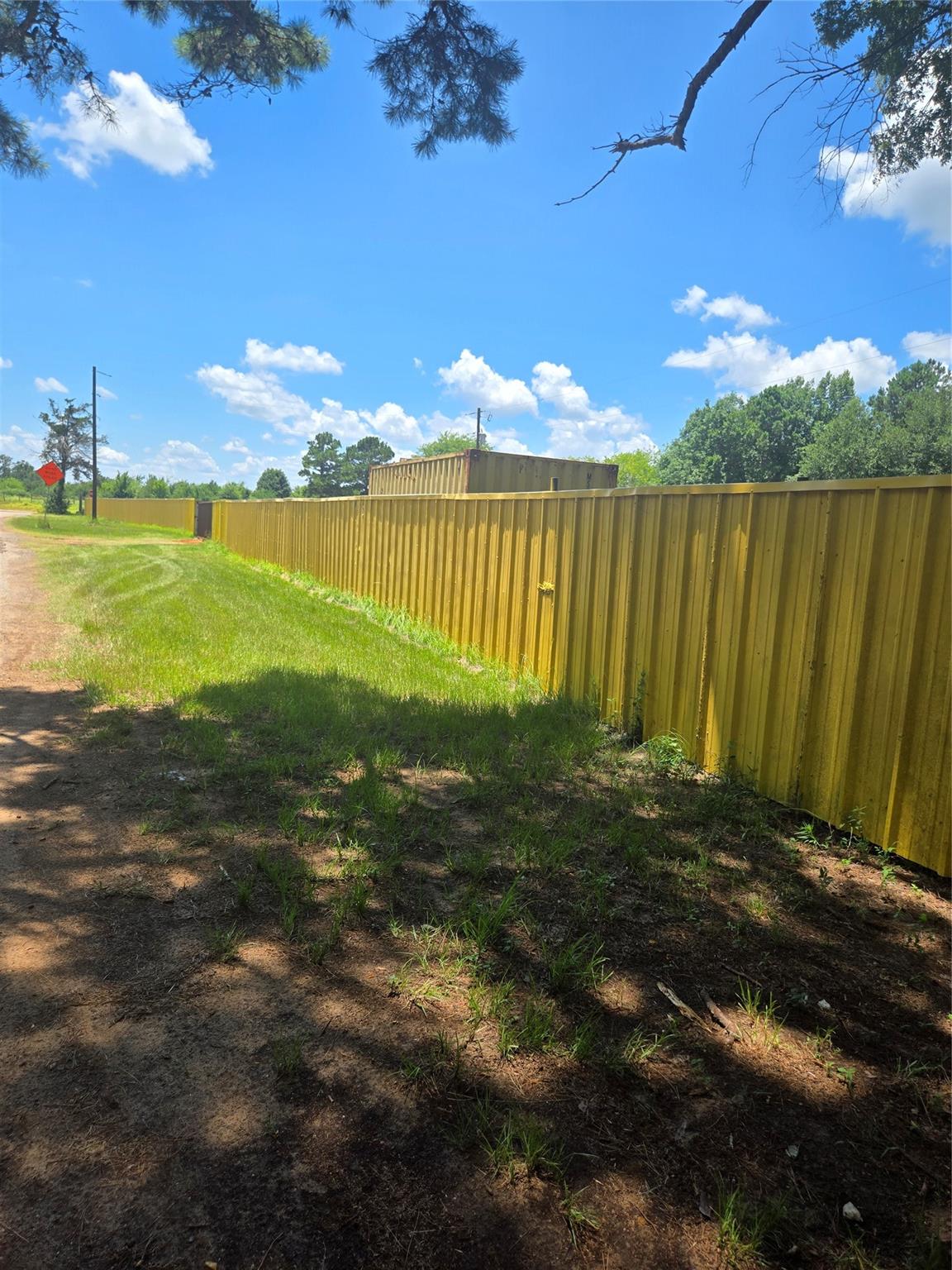 main property photo 6