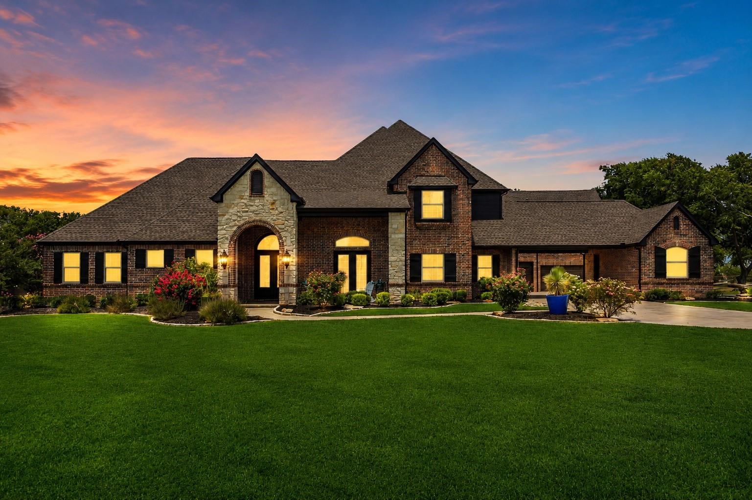 main property photo 37