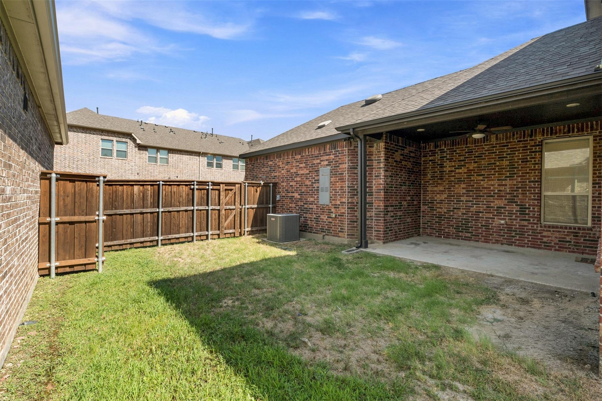 main property photo 31