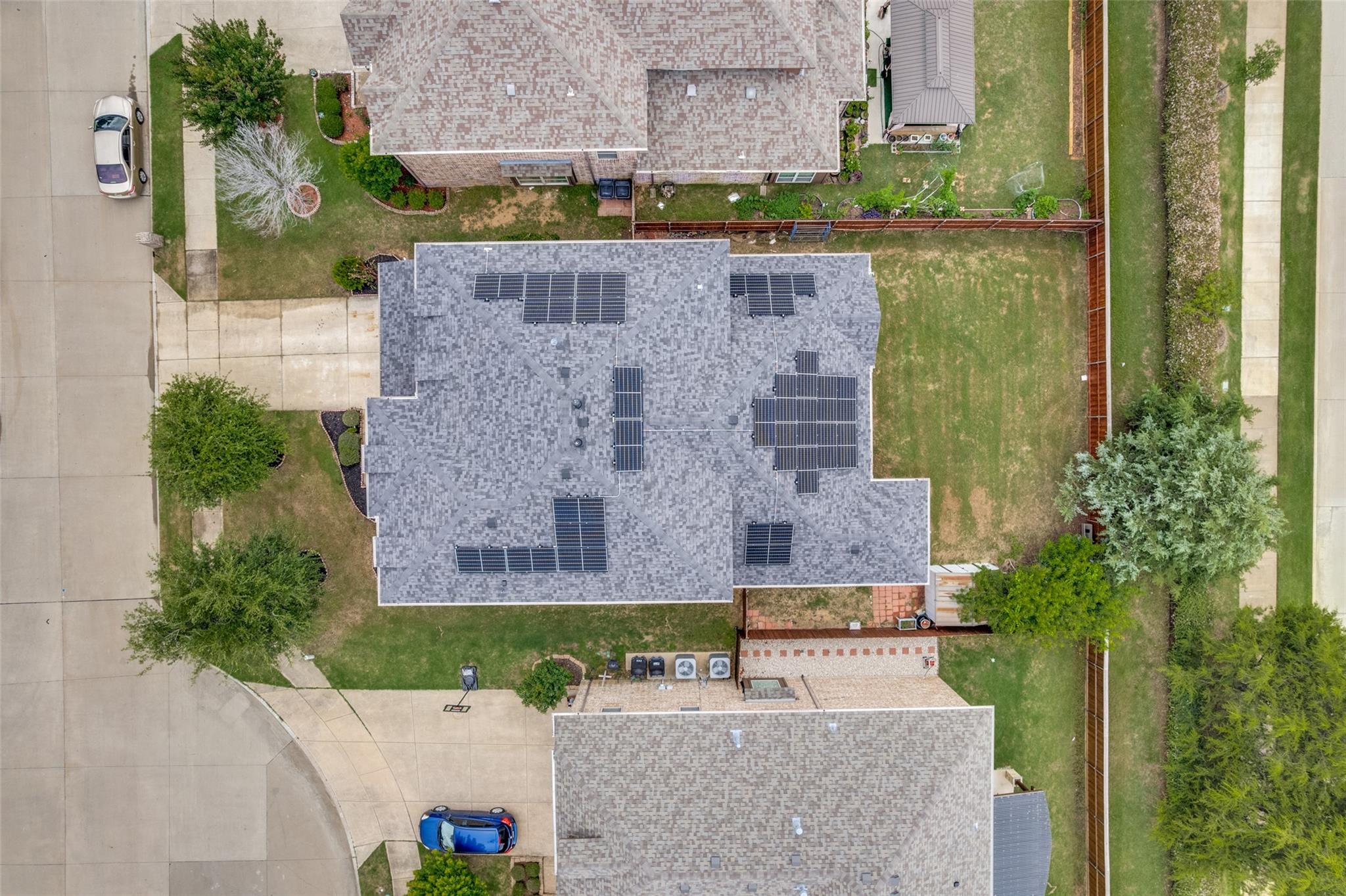 main property photo 31