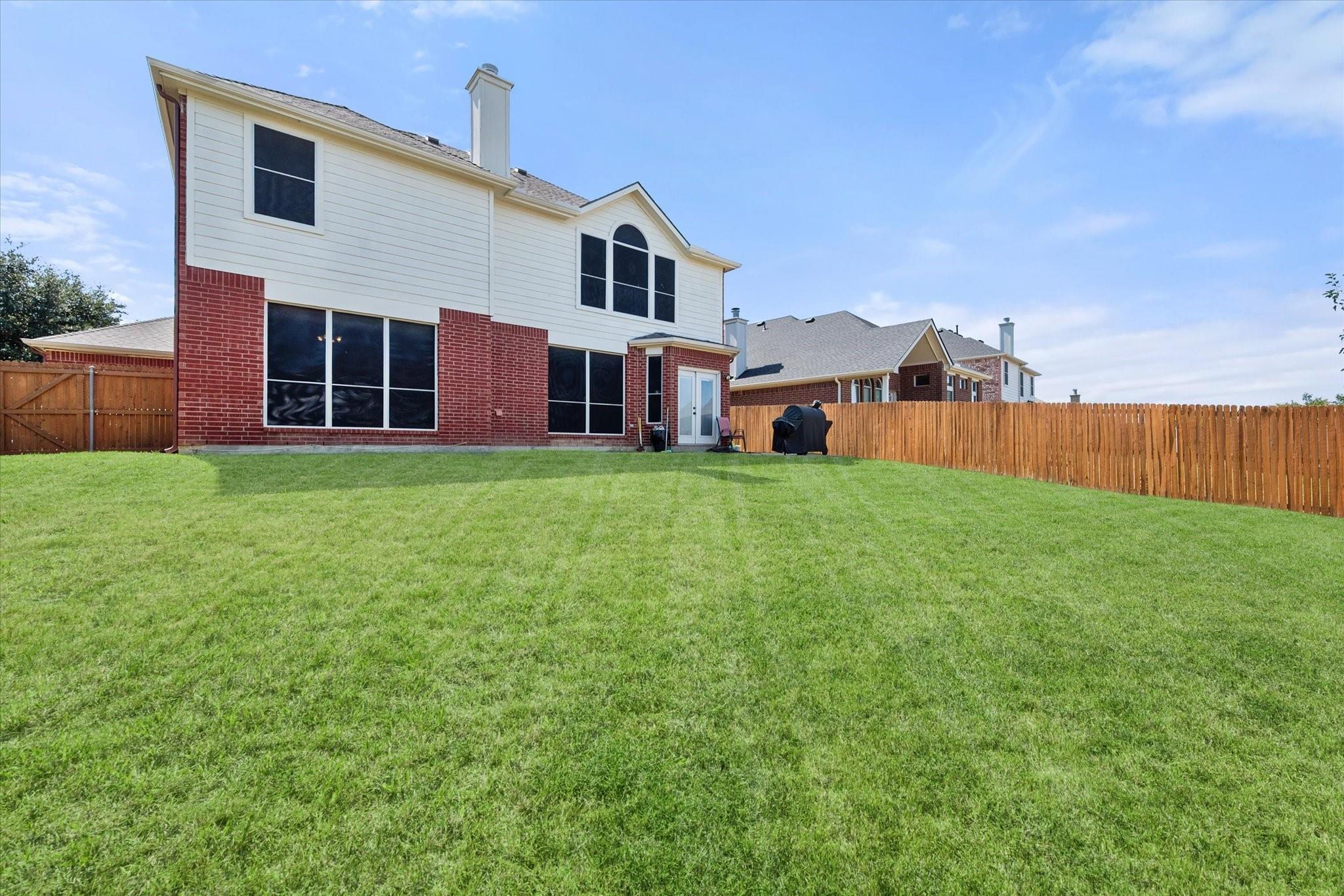main property photo 20