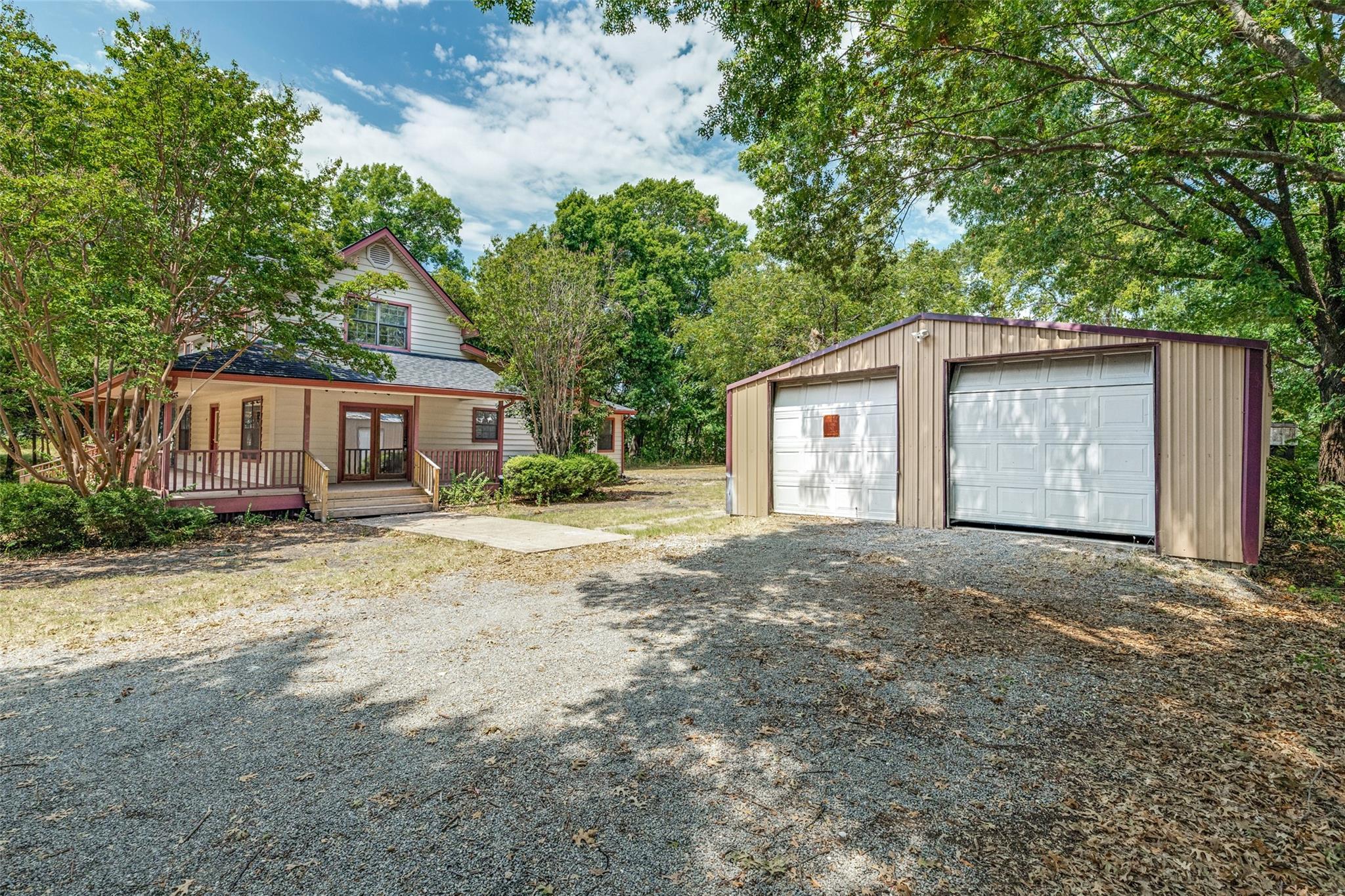 main property photo 25