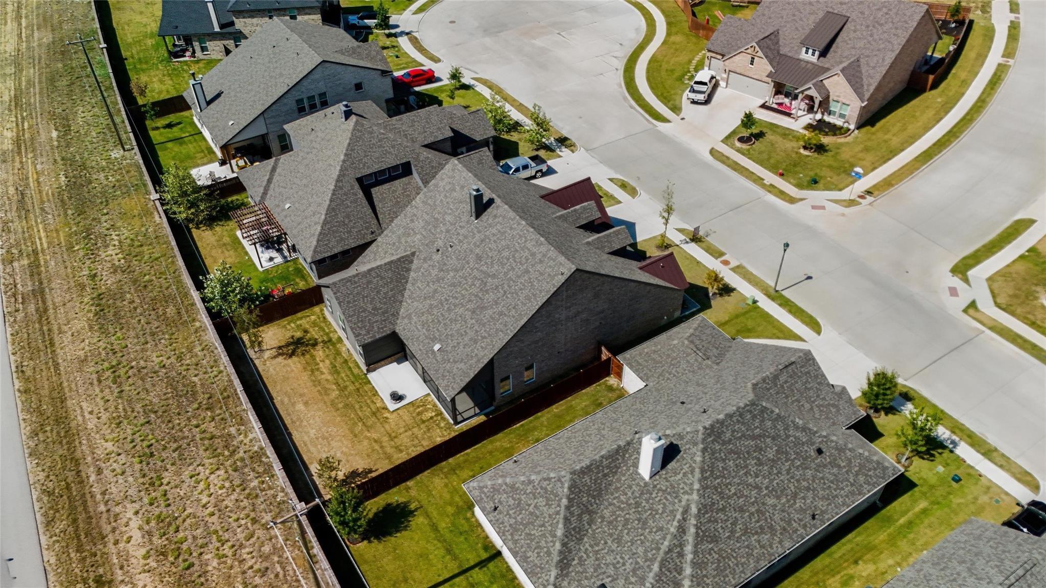 main property photo 33