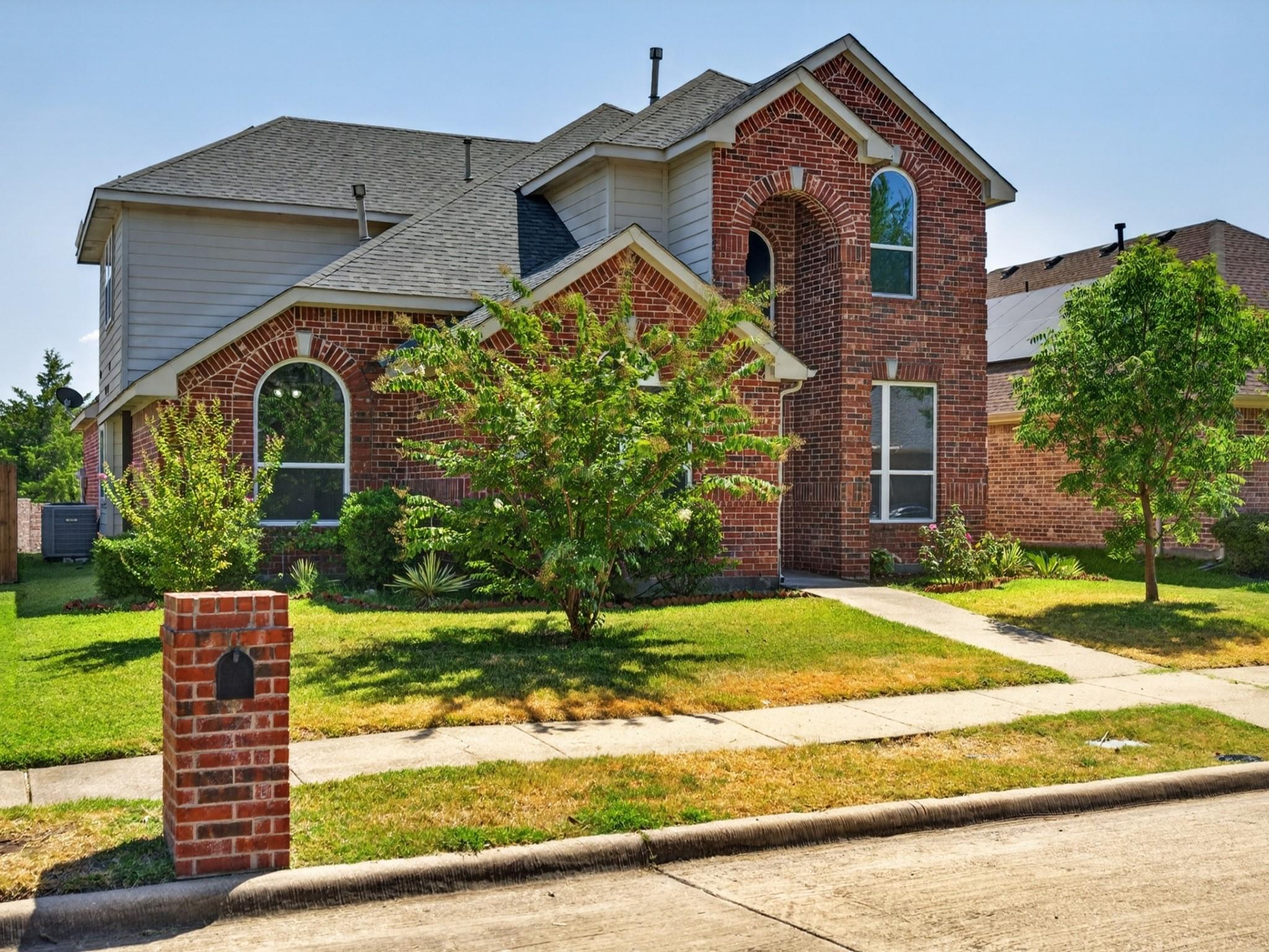 main property photo 3