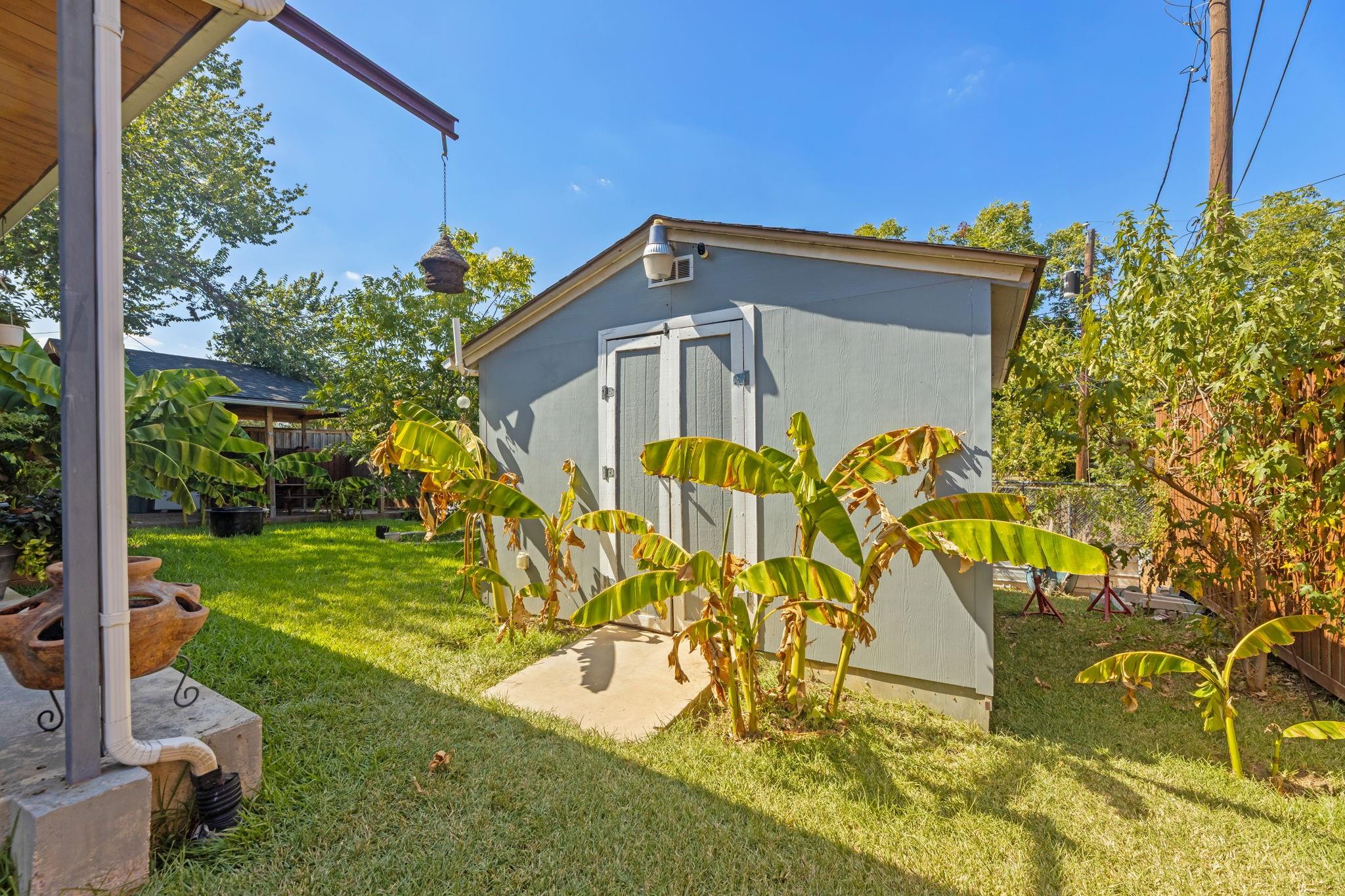 main property photo 22