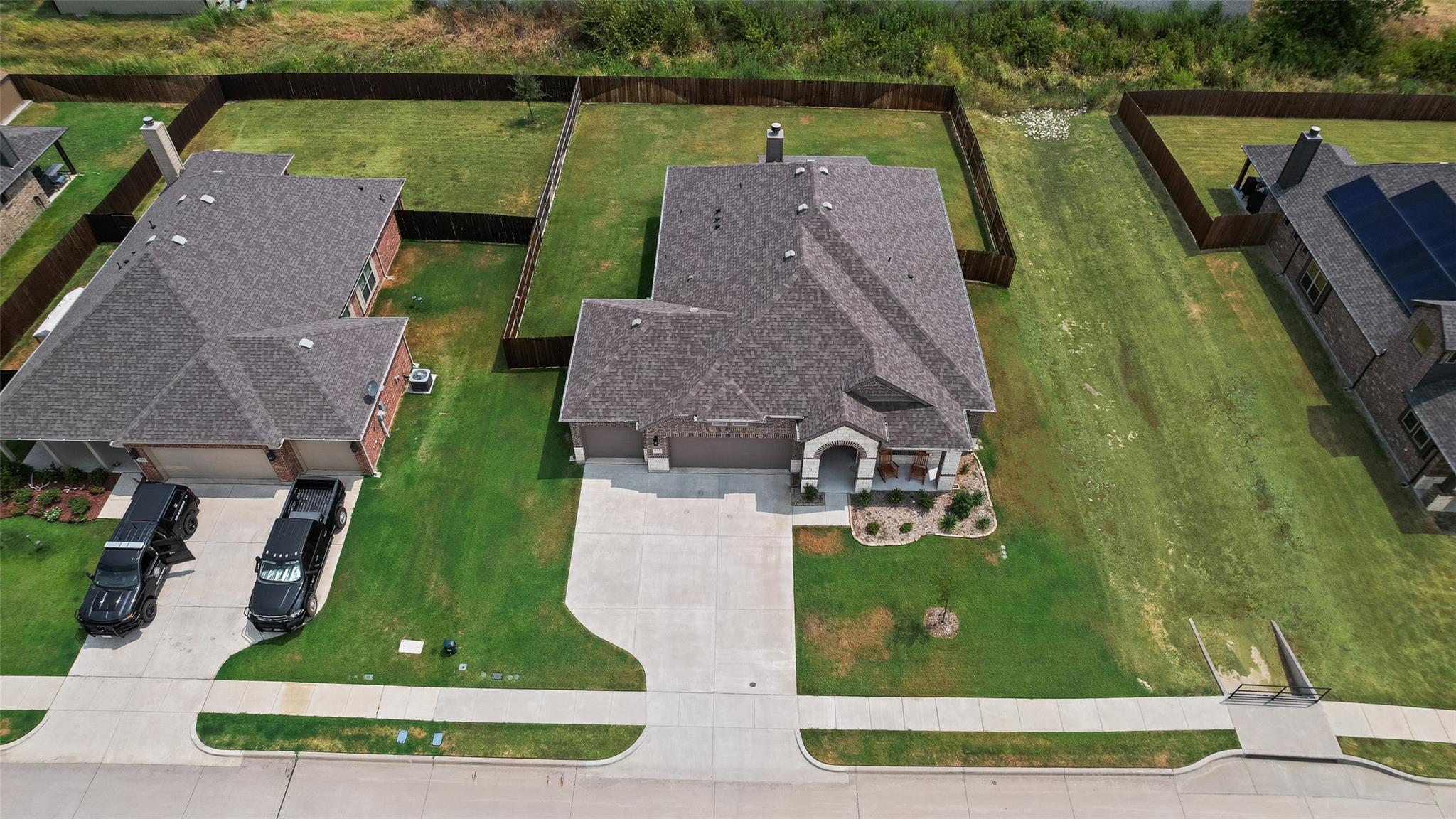 main property photo 36
