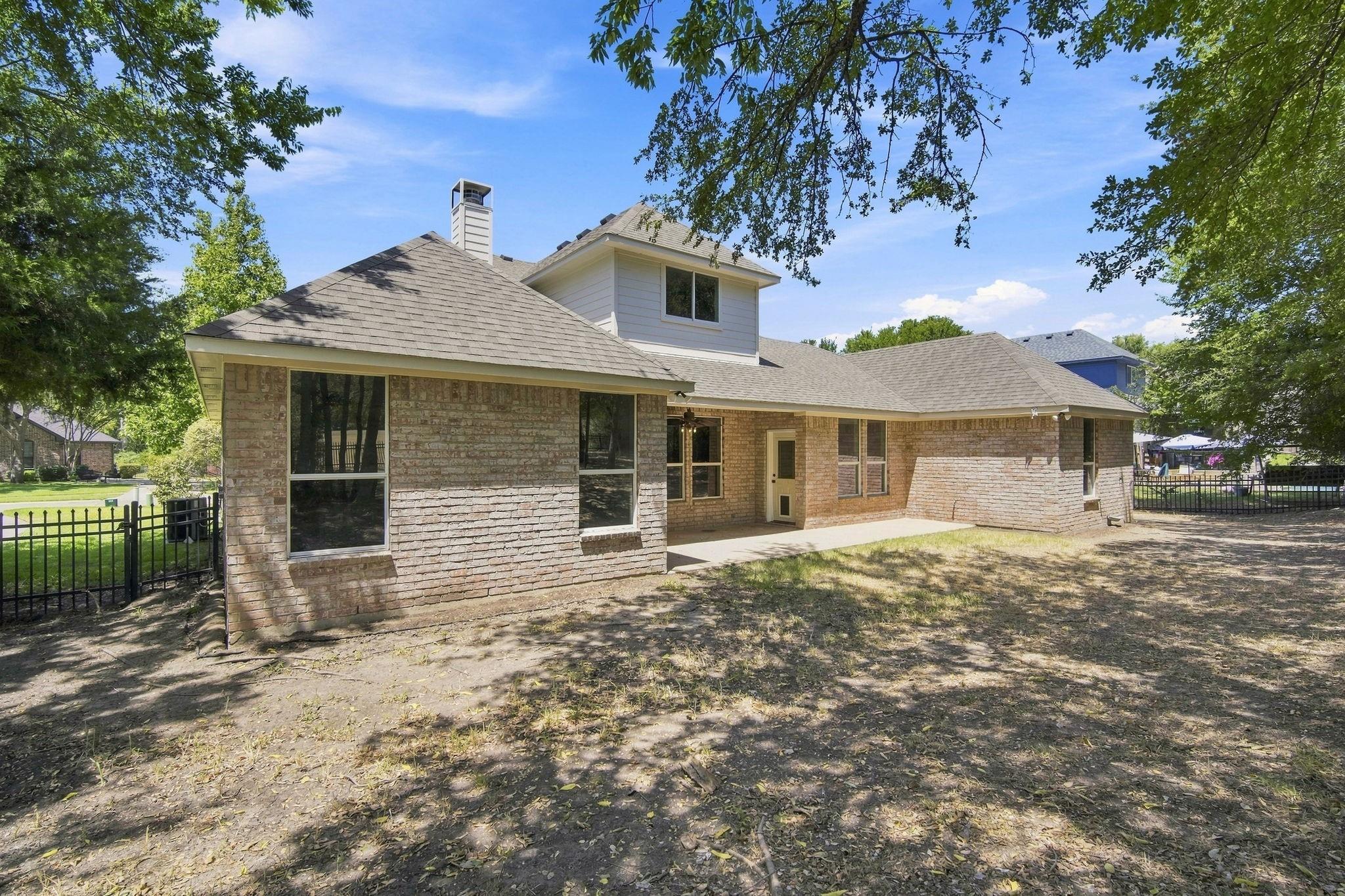 main property photo 35
