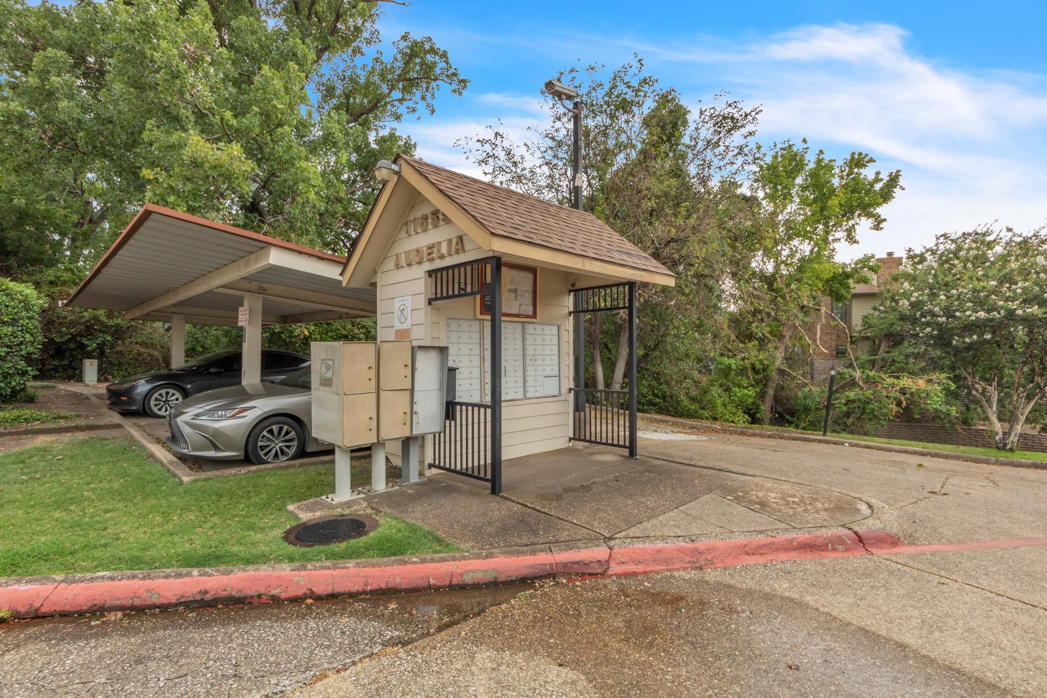 main property photo 14