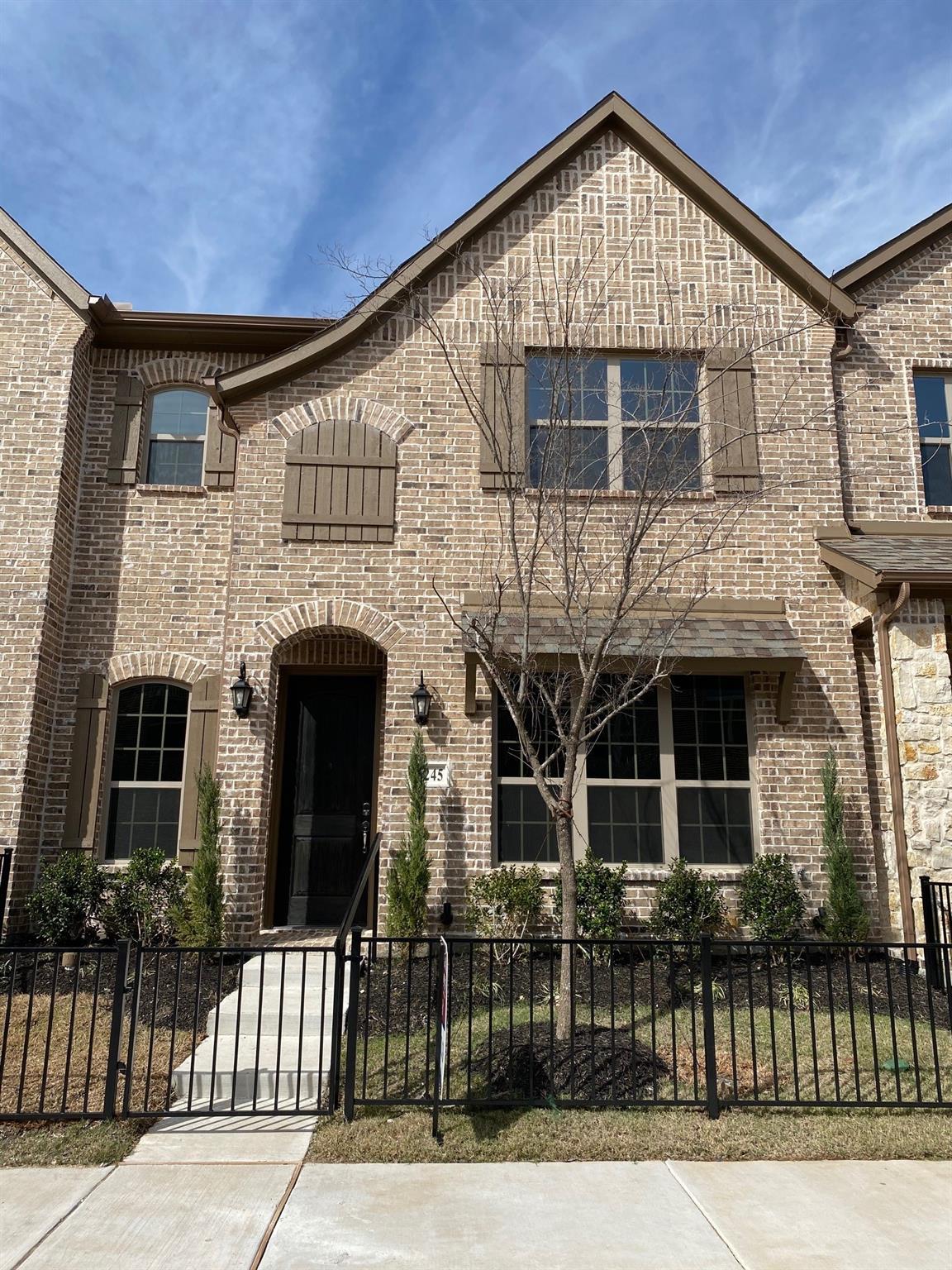 main property photo 13