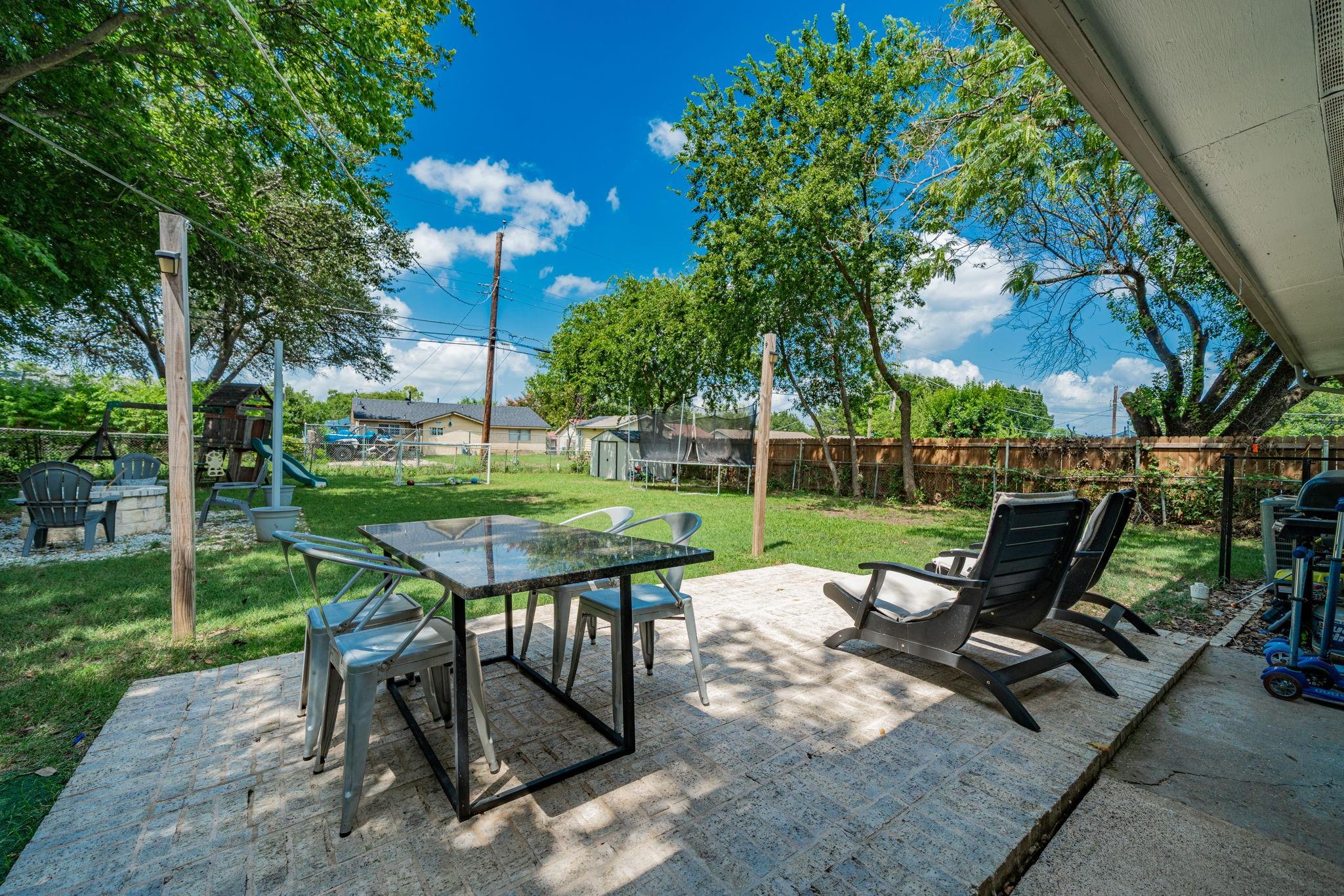 main property photo 22