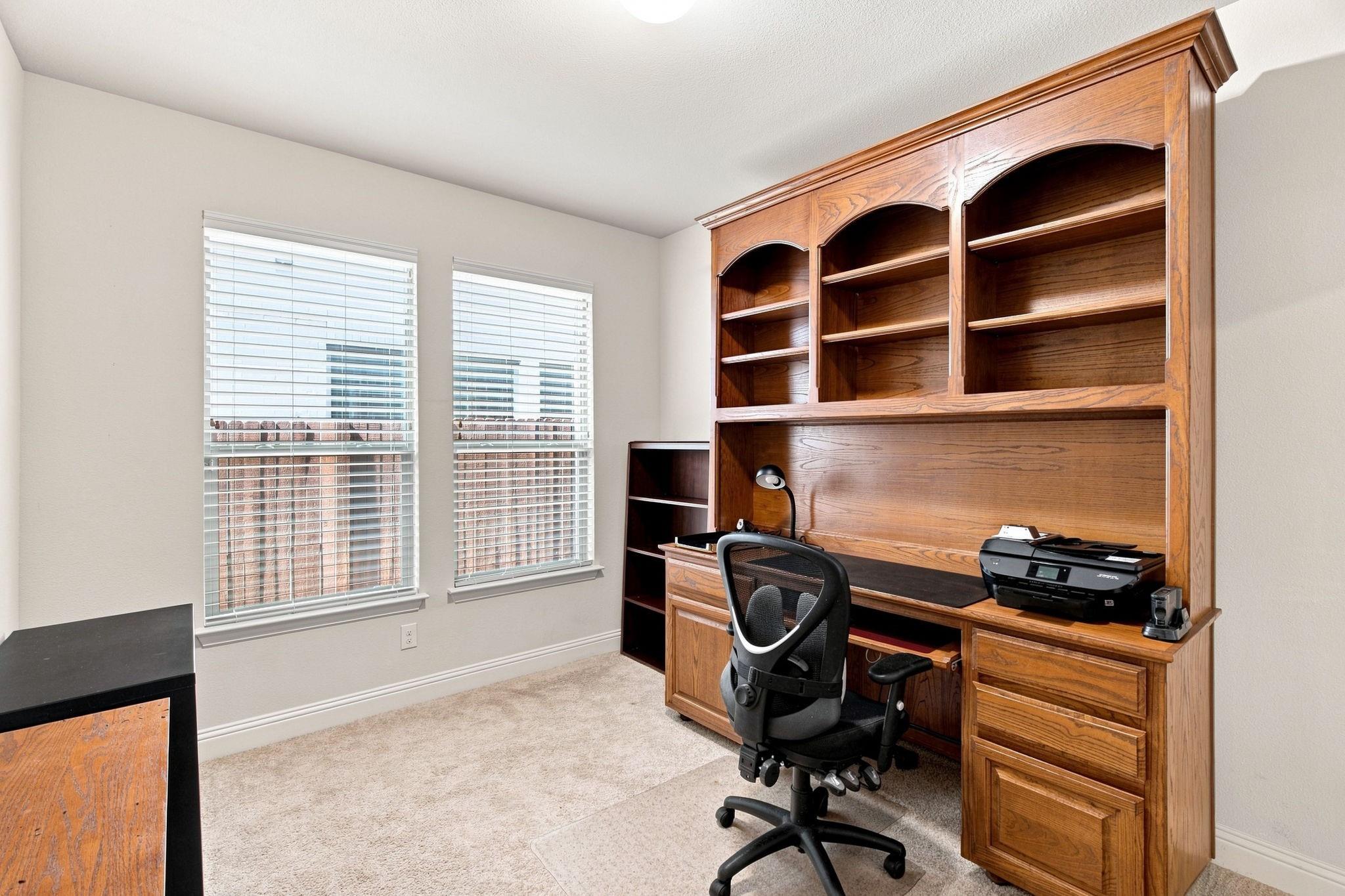 main property photo 17