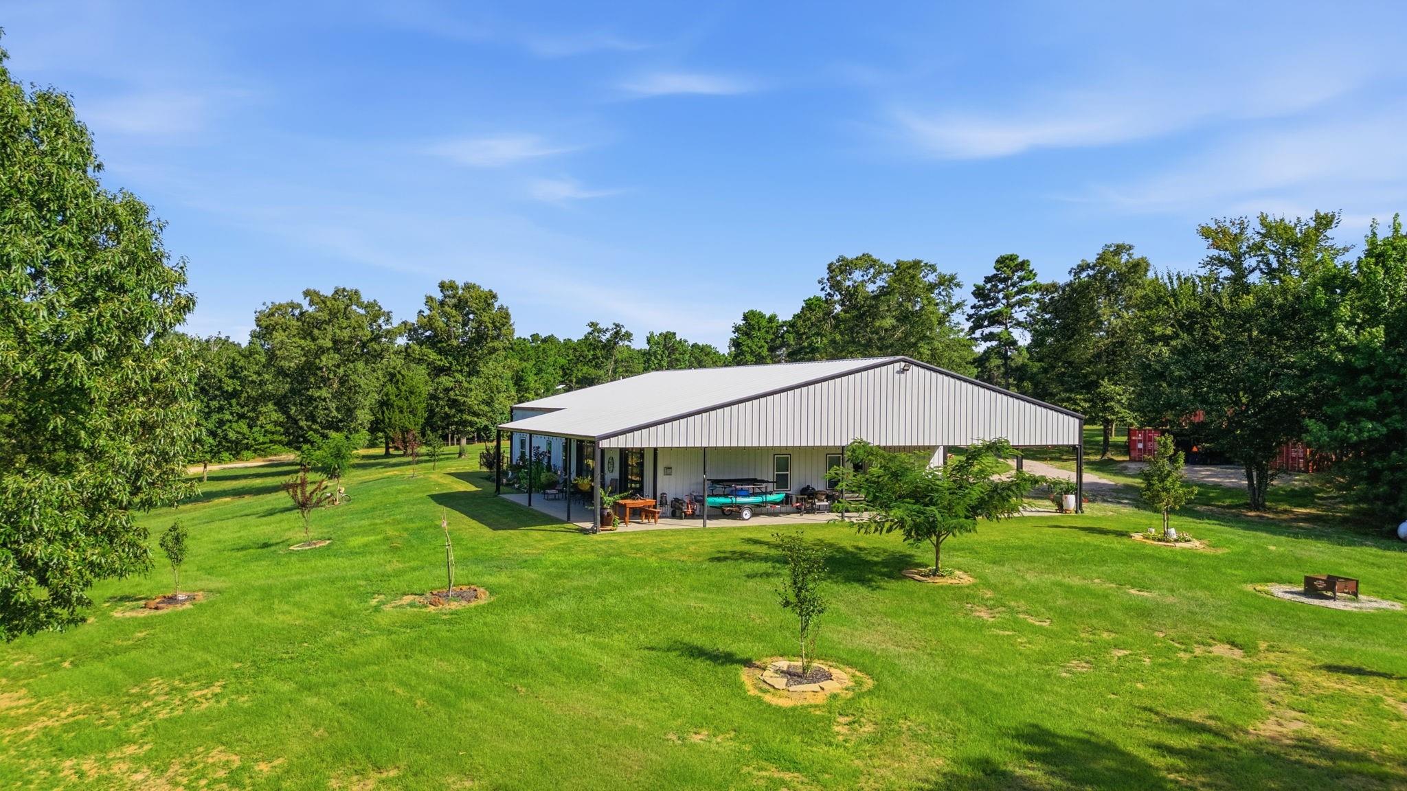 main property photo 35