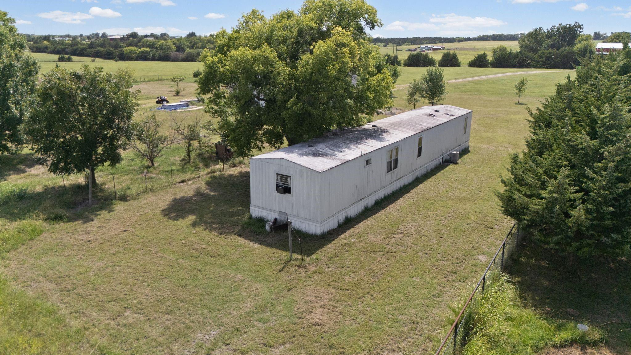 main property photo 37