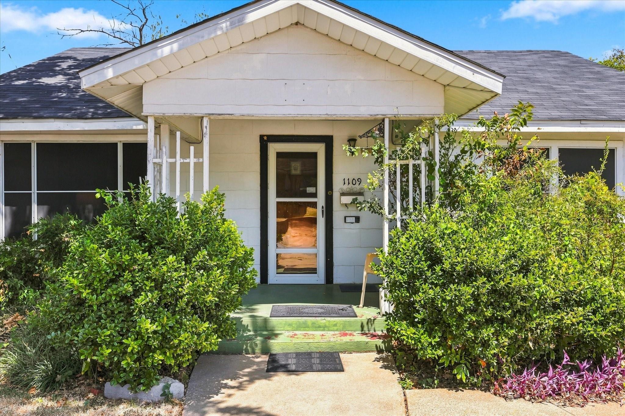 main property photo 7