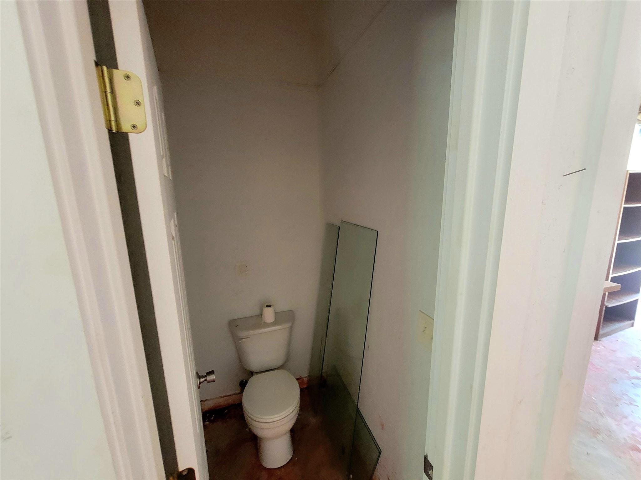 main property photo 31