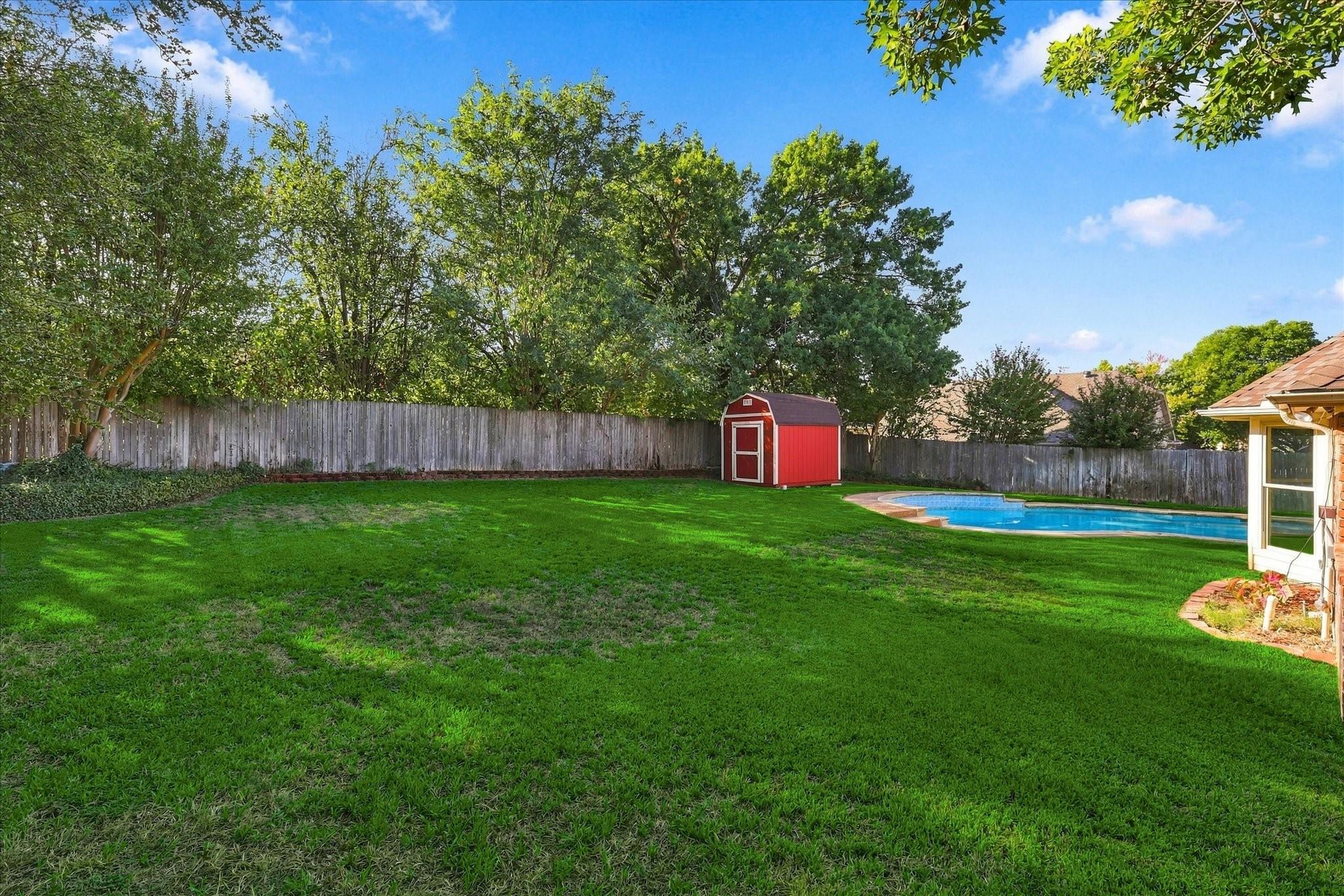 main property photo 36