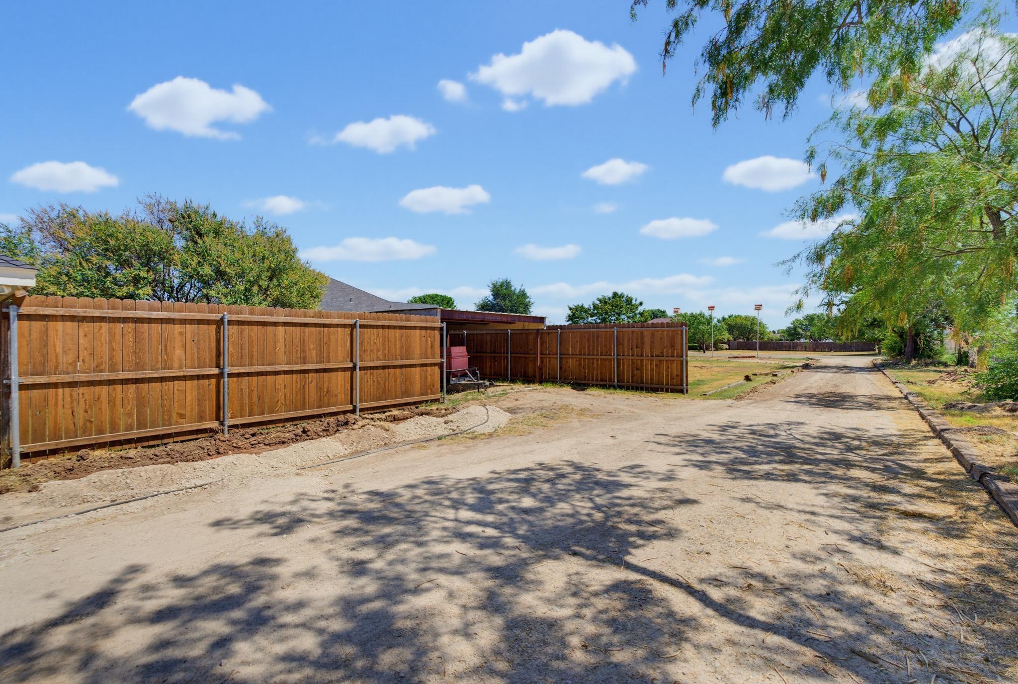 main property photo 35