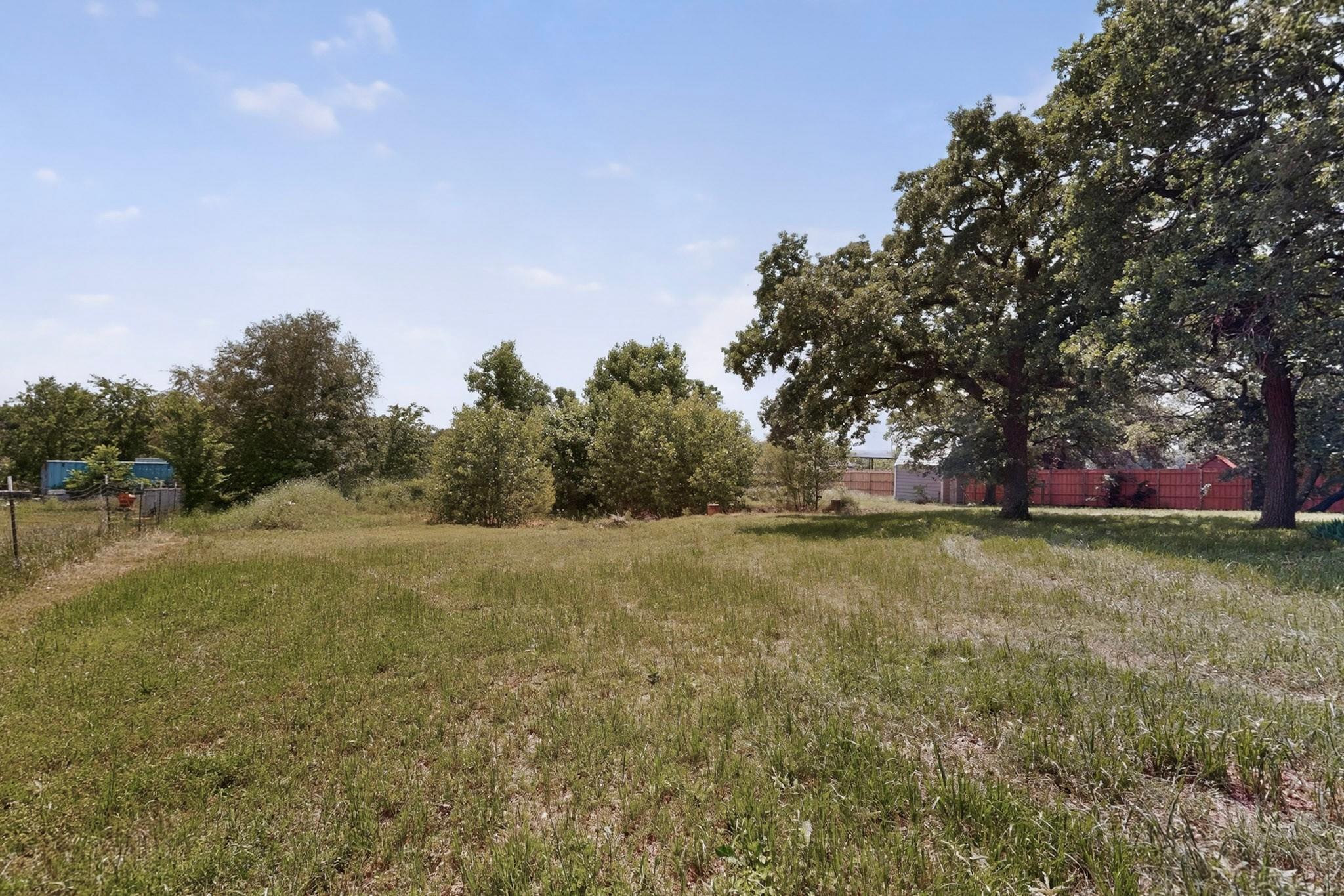 main property photo 22