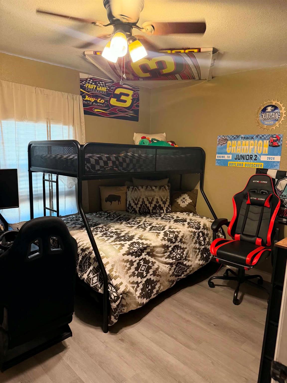 main property photo 10
