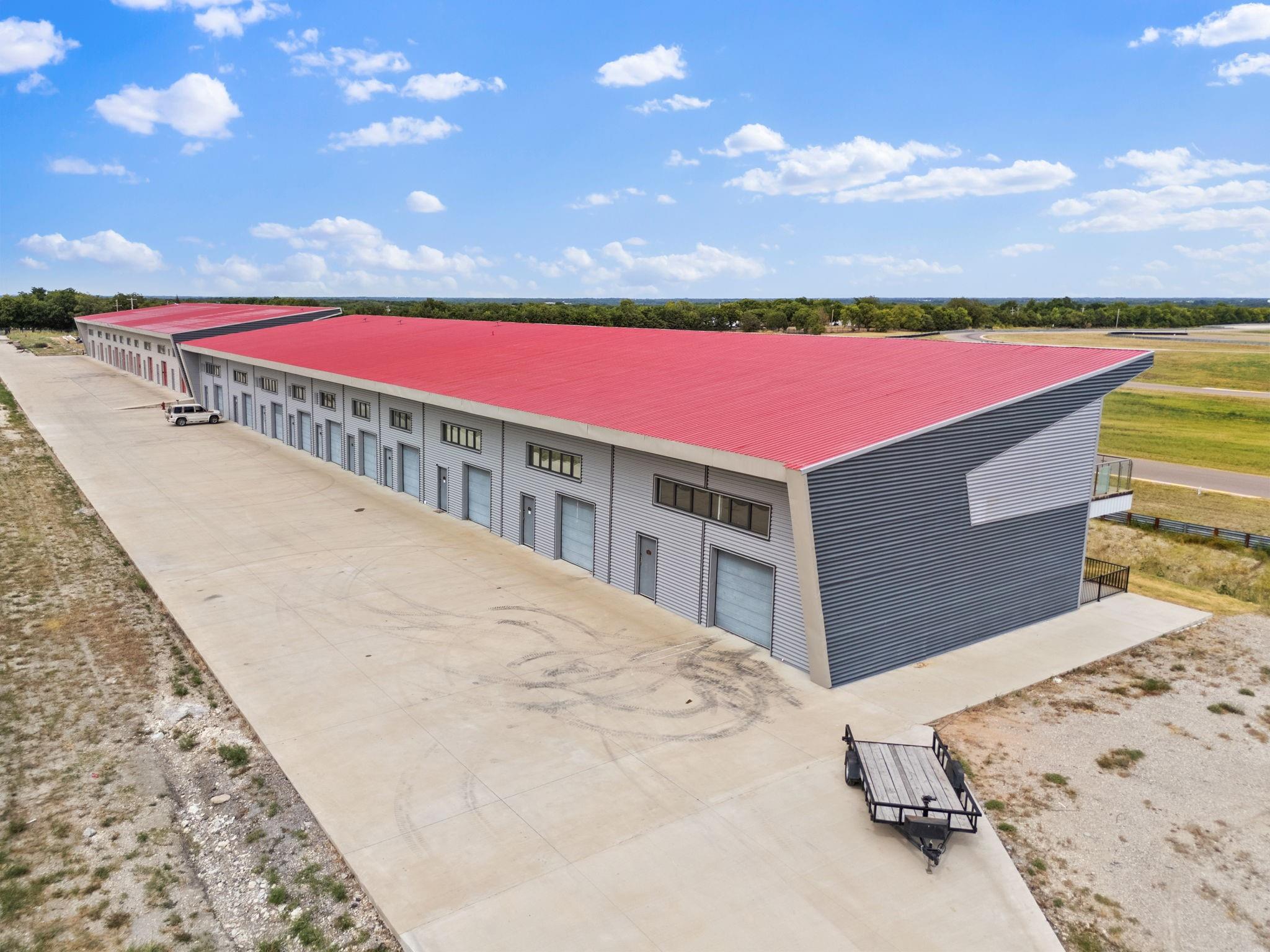 main property photo 18