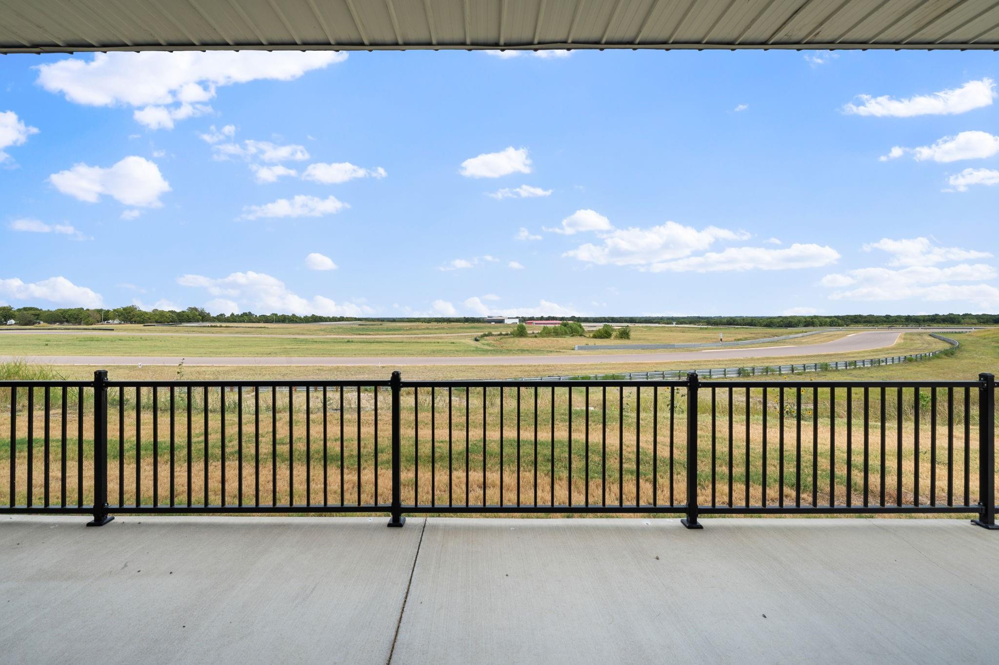 main property photo 9