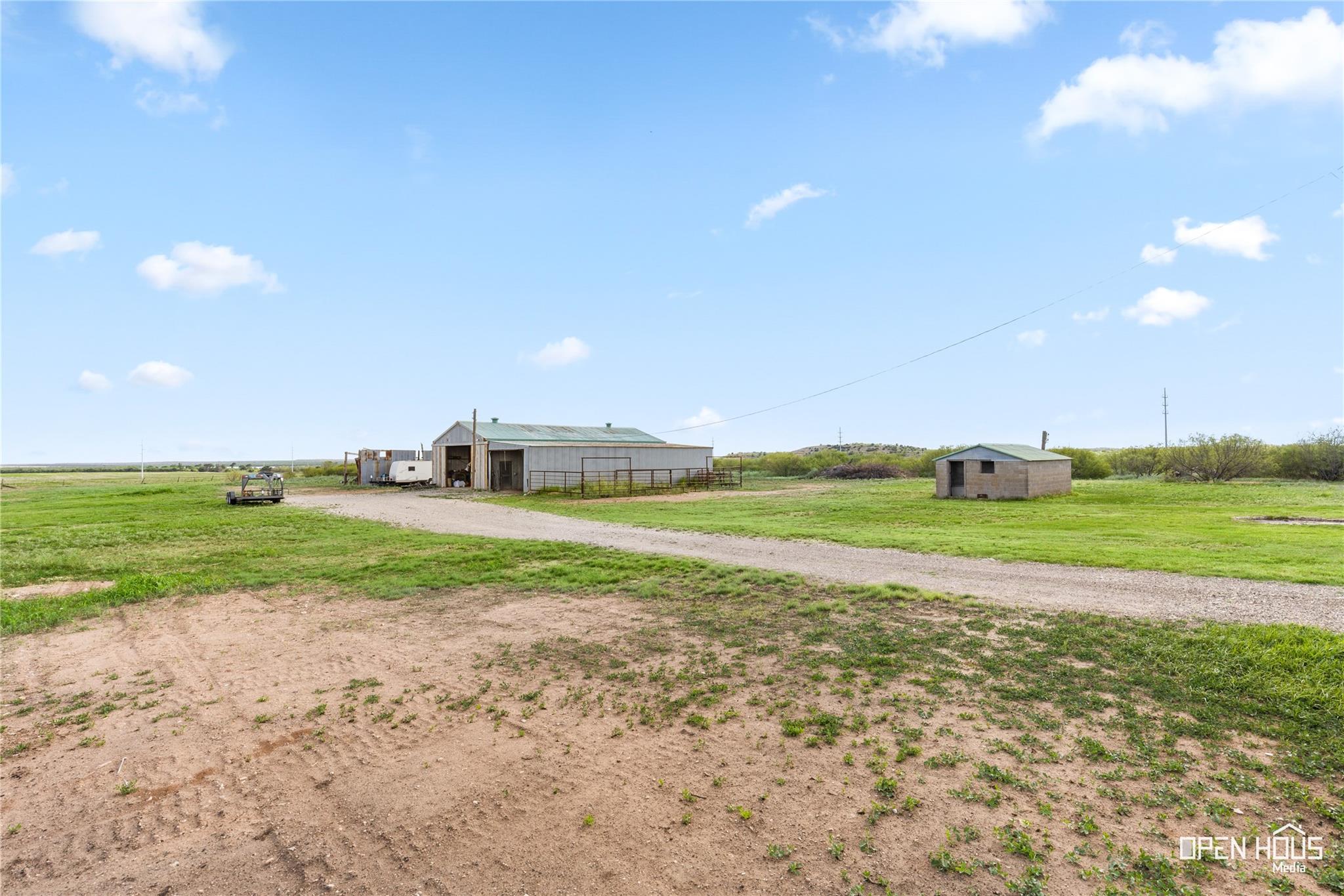 main property photo 29