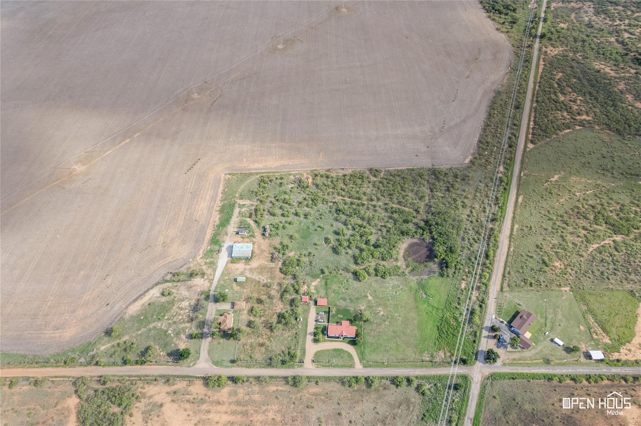 main property photo 37