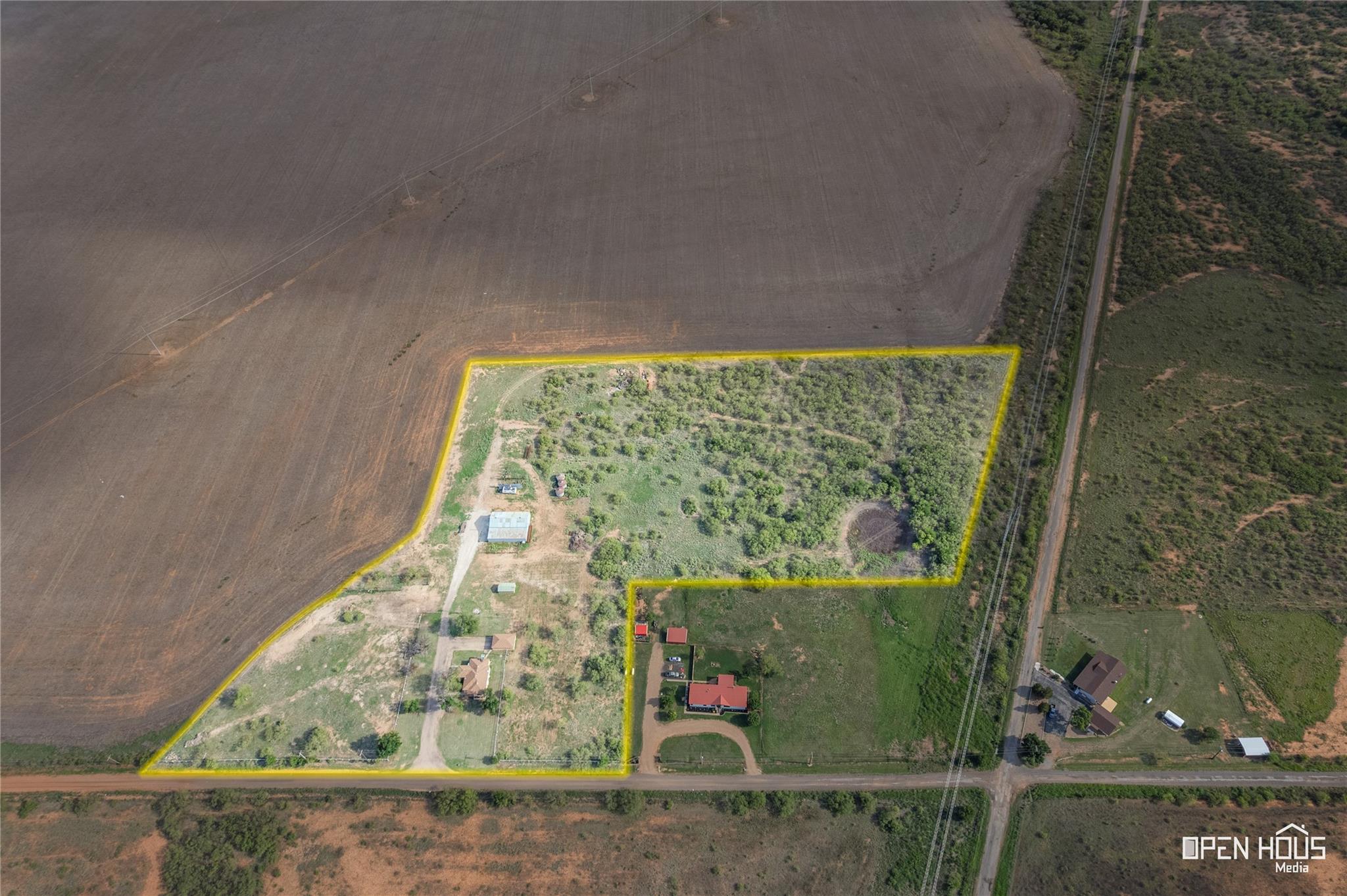 main property photo 38