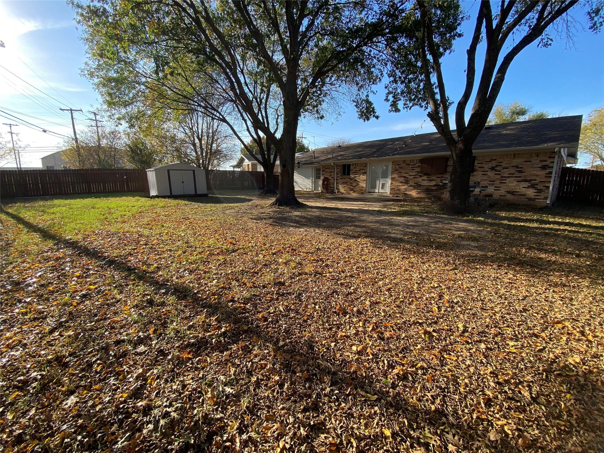 main property photo 22