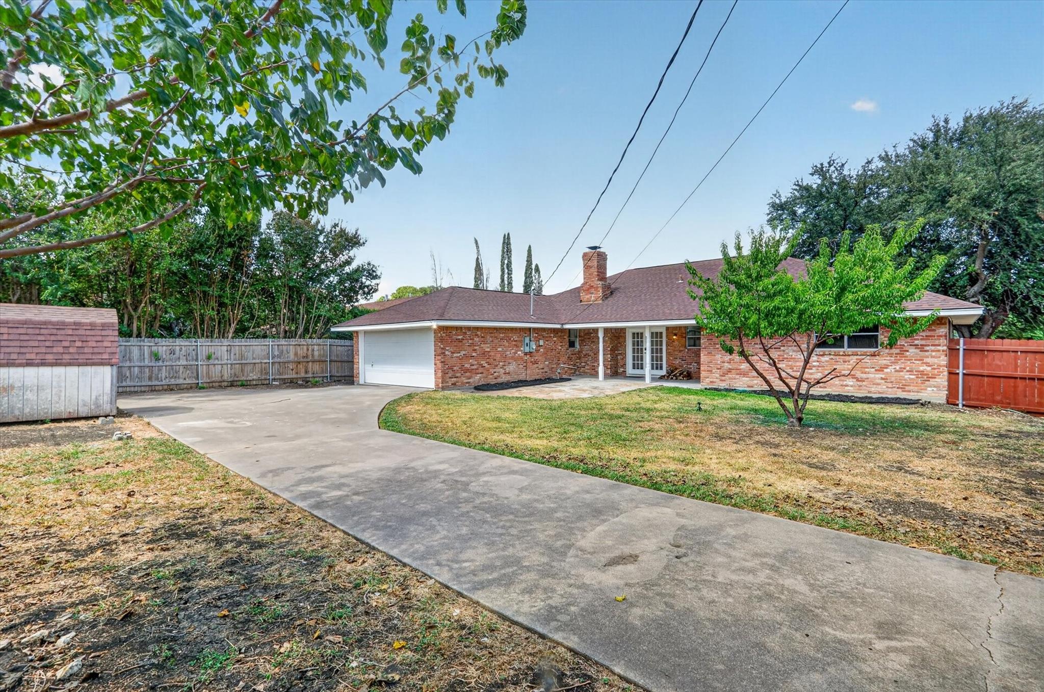 main property photo 34