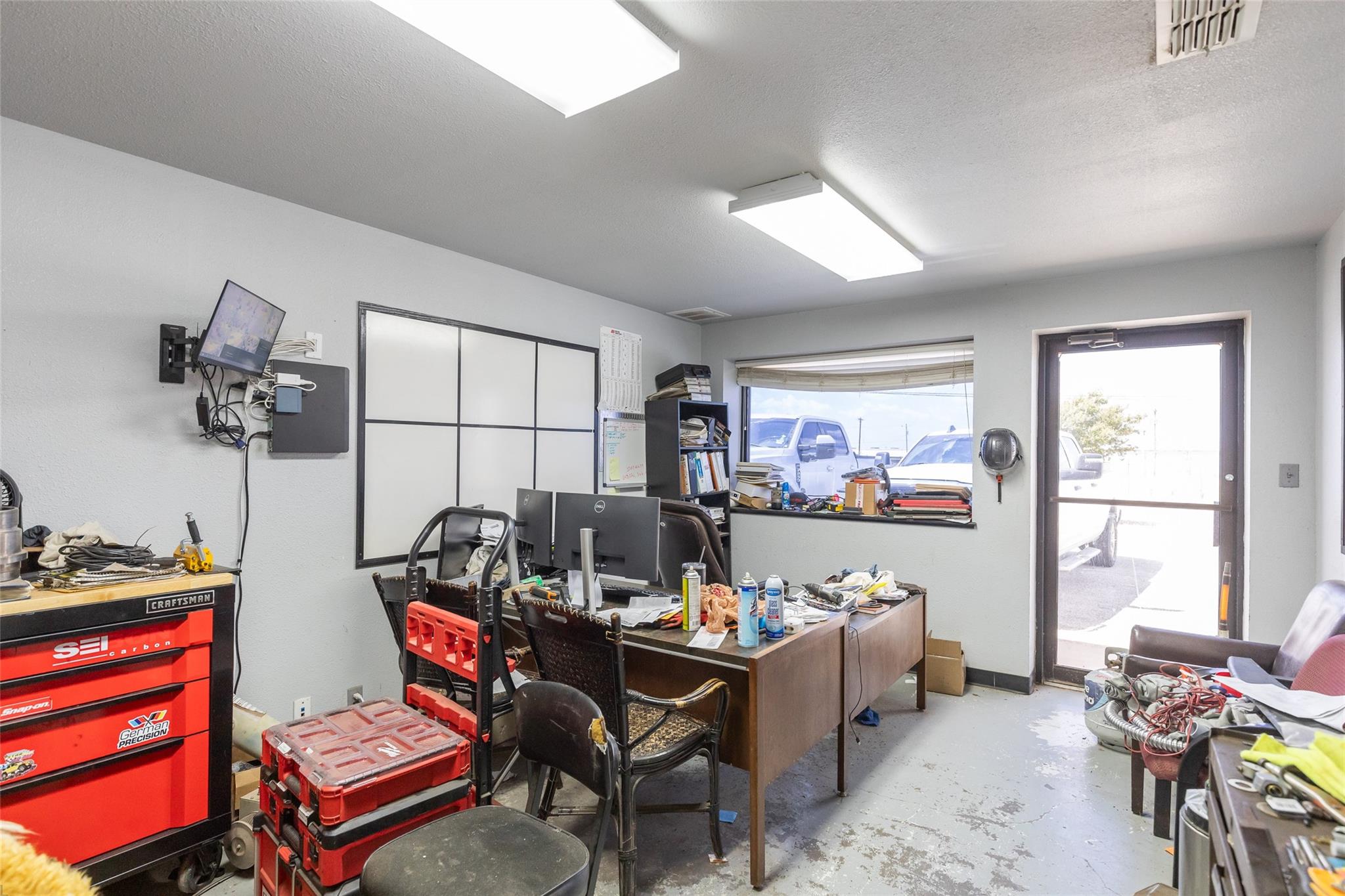 main property photo 12