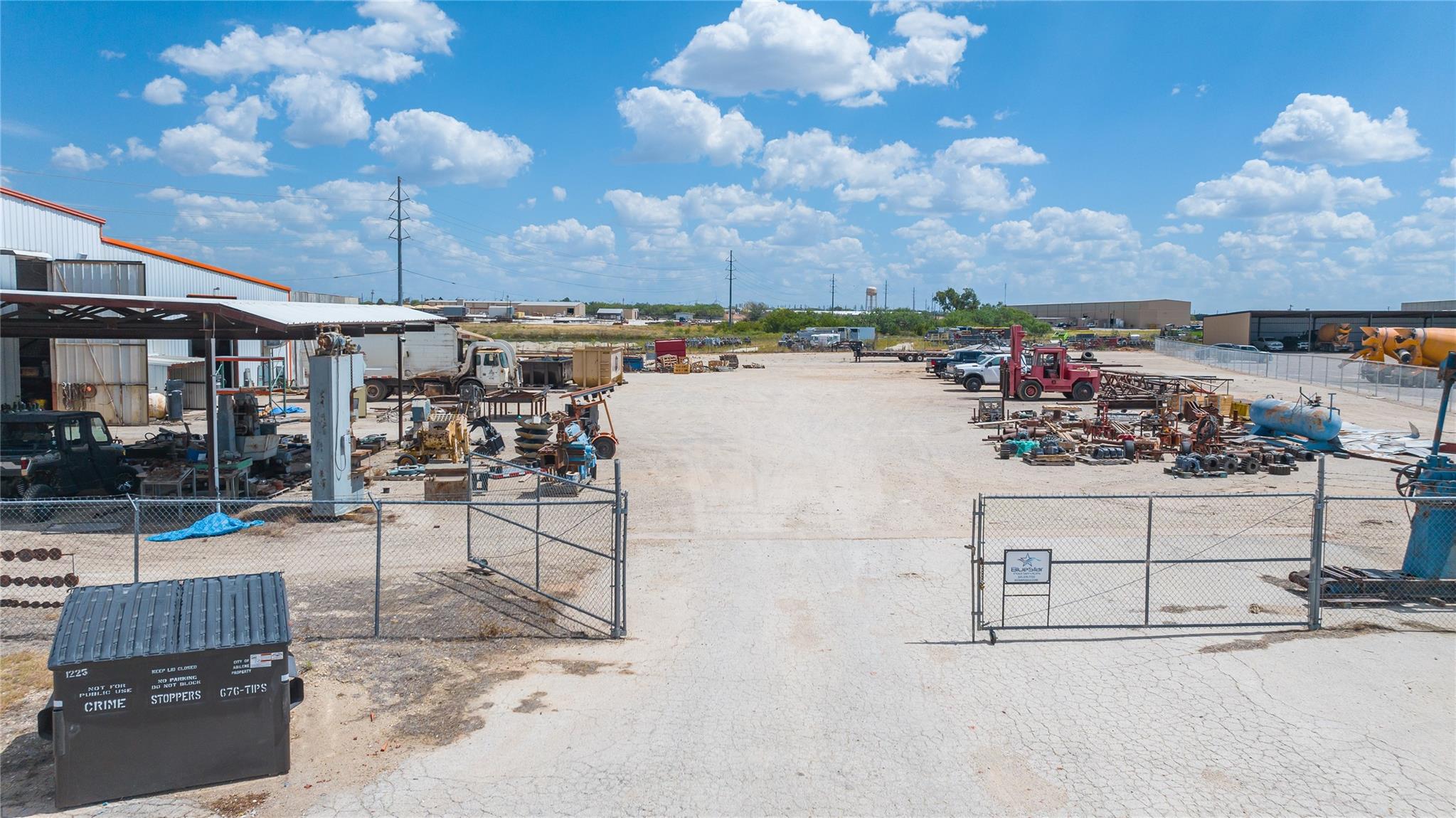 main property photo 8