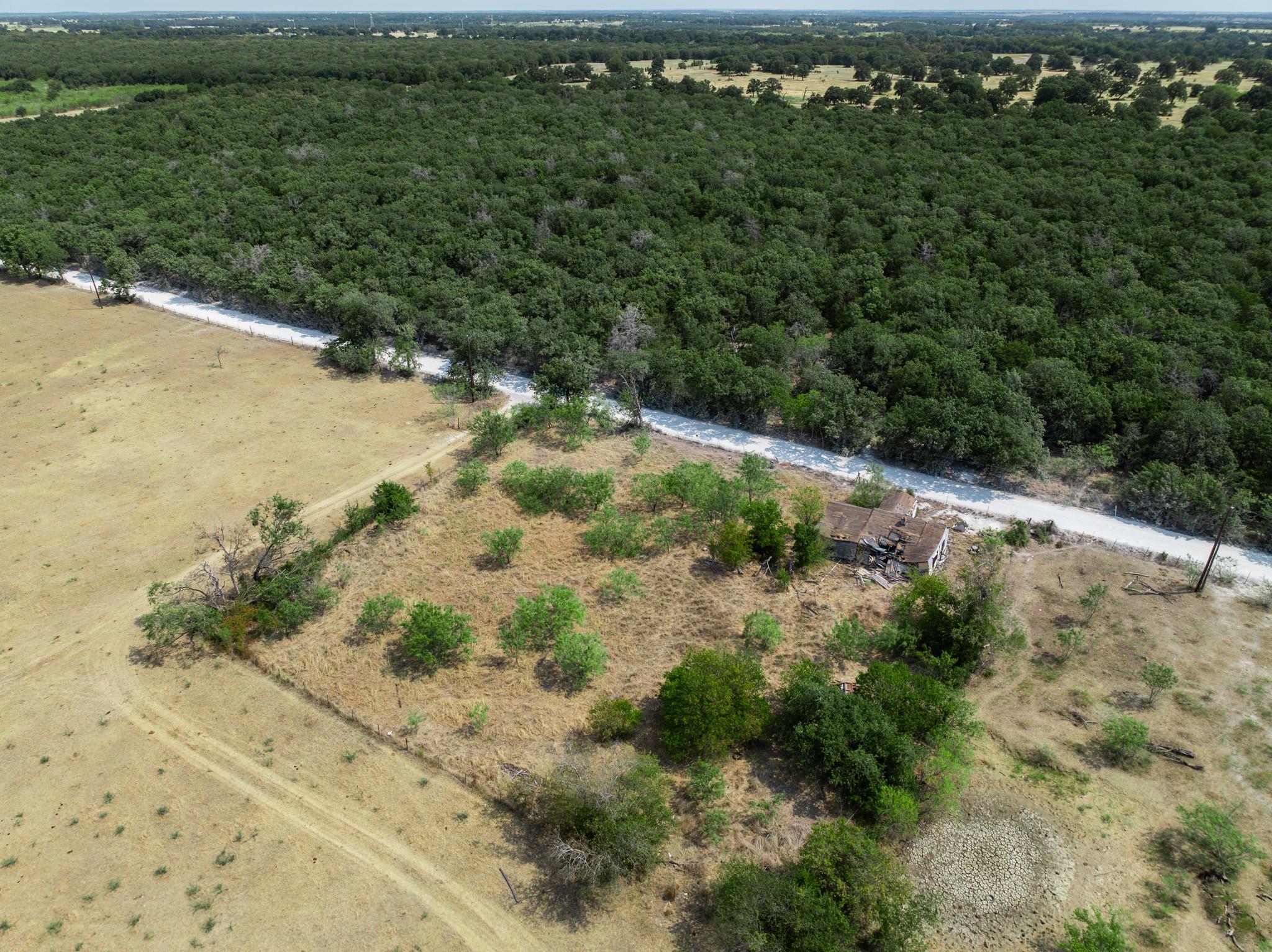 main property photo 12