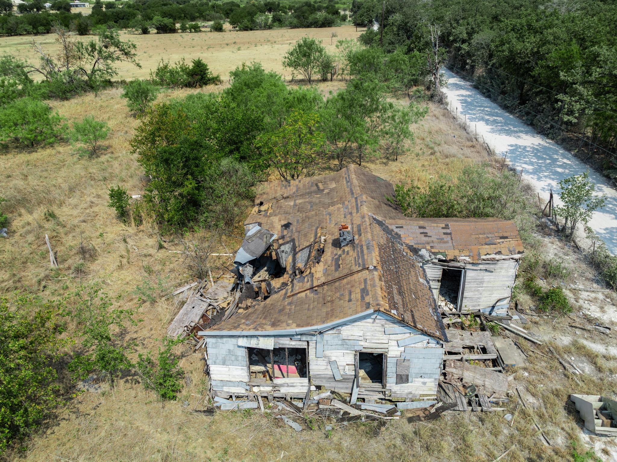 main property photo 16