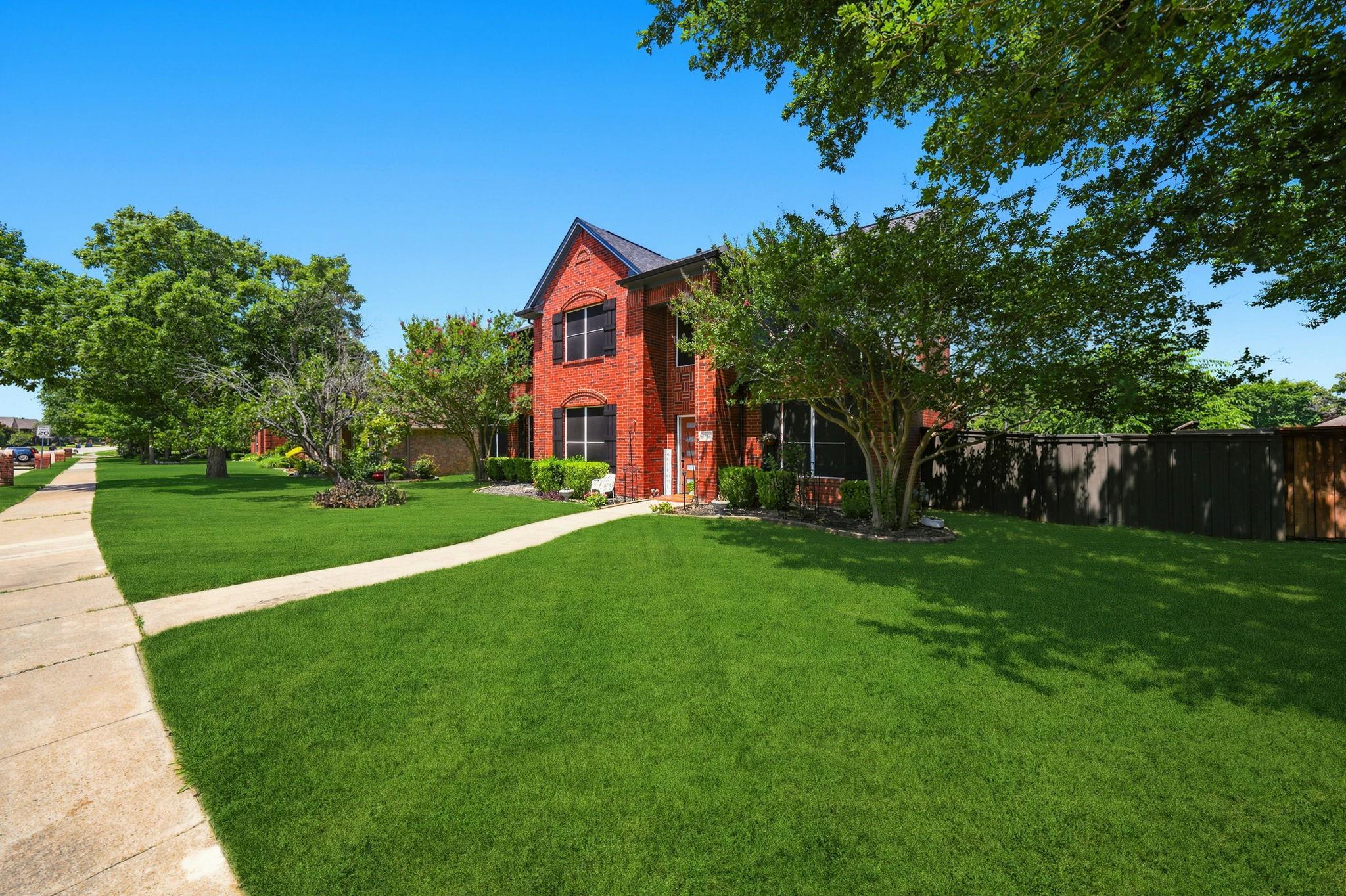 main property photo 2