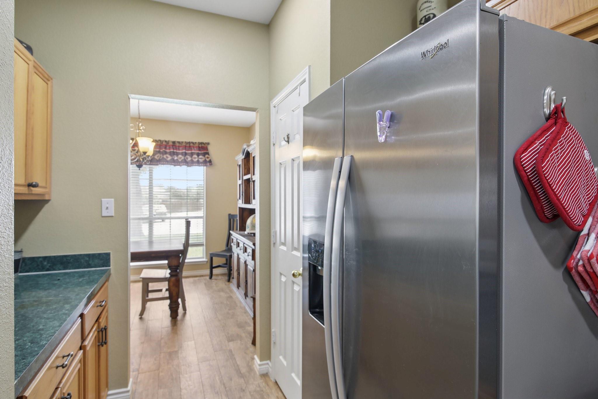 main property photo 16