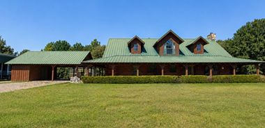 image of property with 3 Bed | 2 Bath | 2,195 Sqft