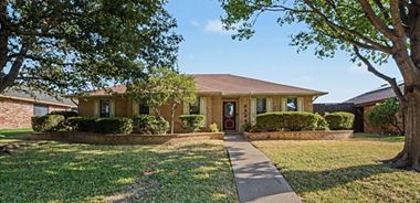 image of property with 4 Bed | 2 Bath | 1,425 Sqft