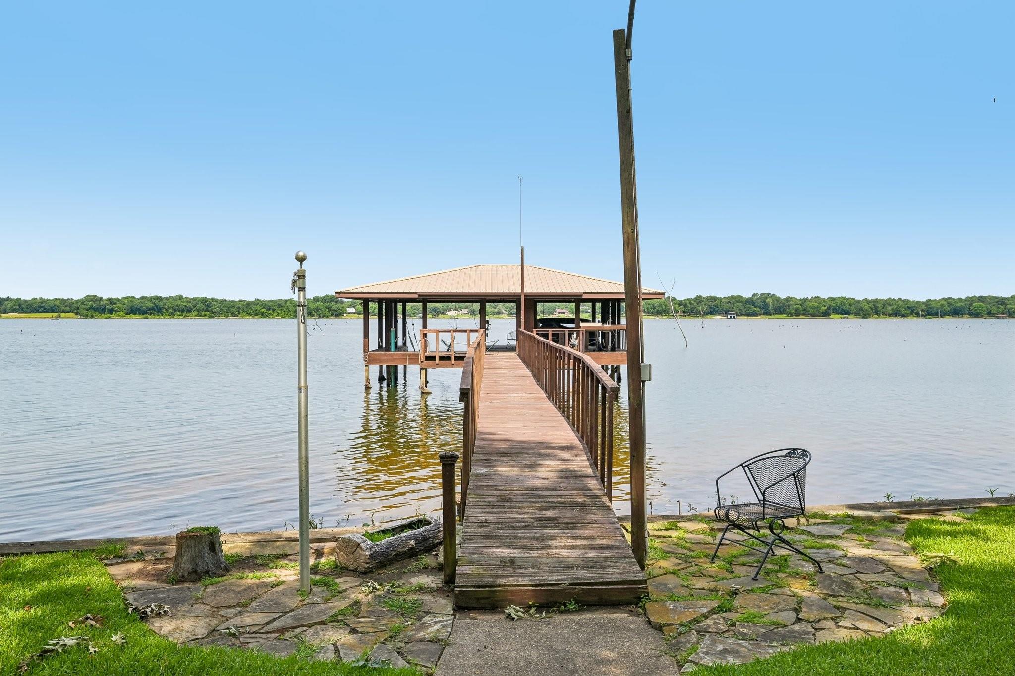 main property photo 35