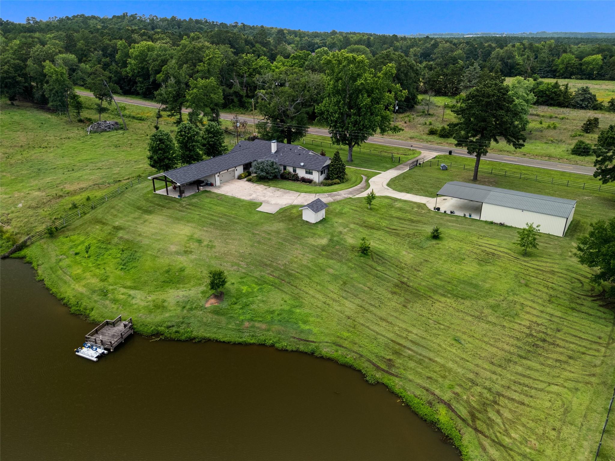 main property photo 5