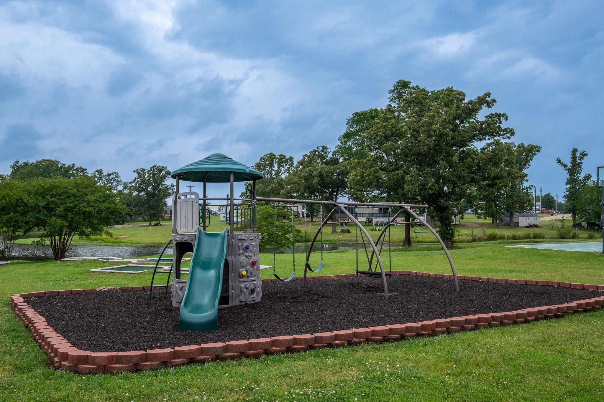 main property photo 15