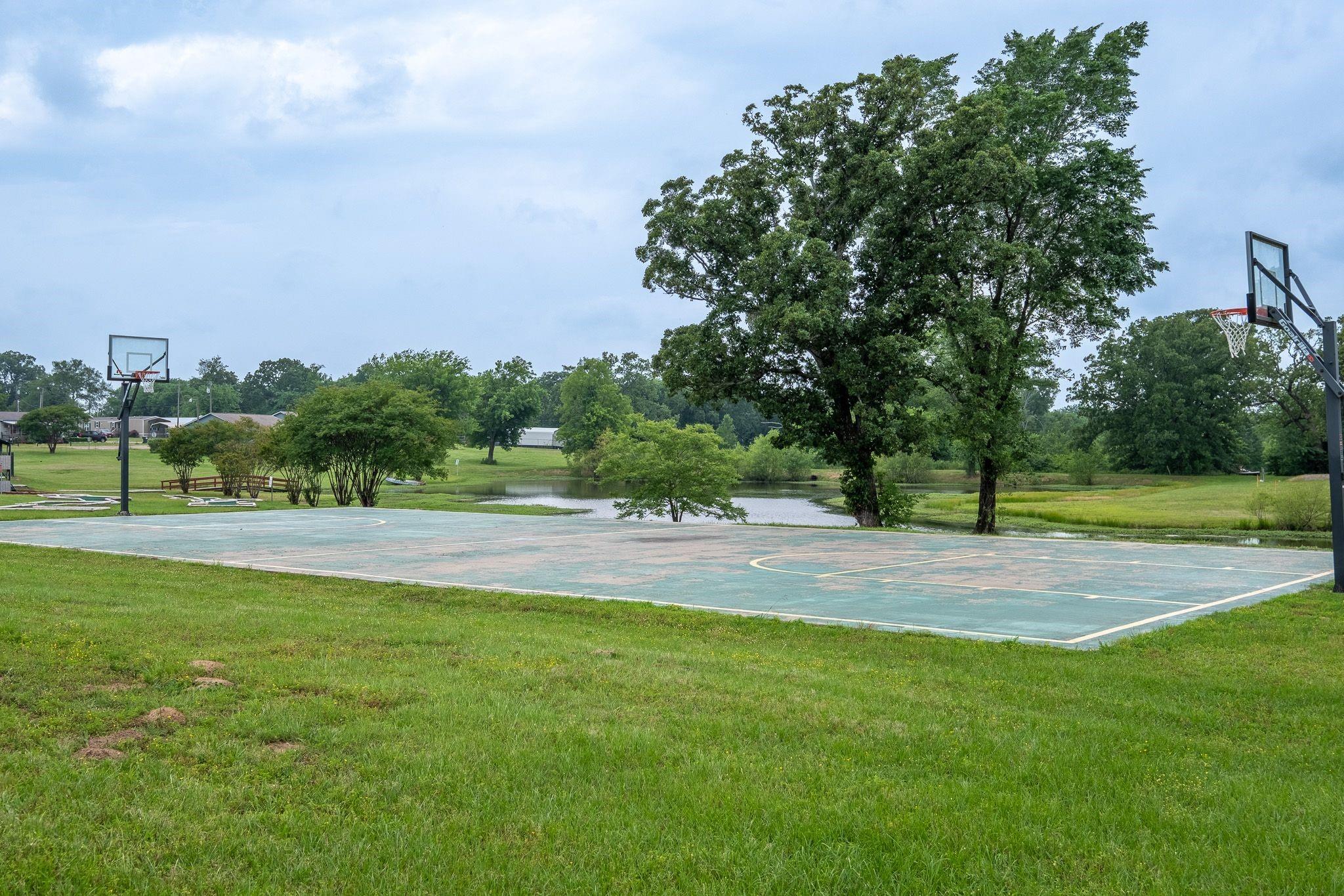 main property photo 17