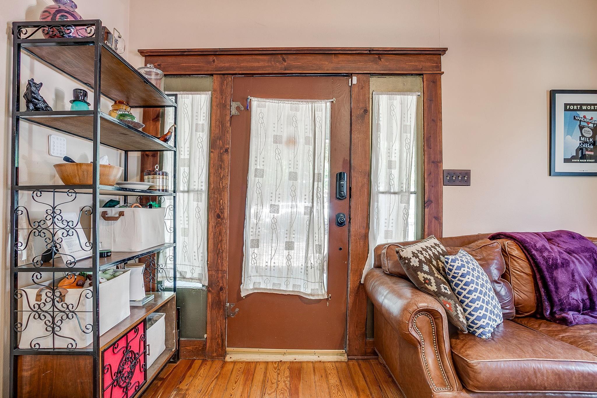 main property photo 10