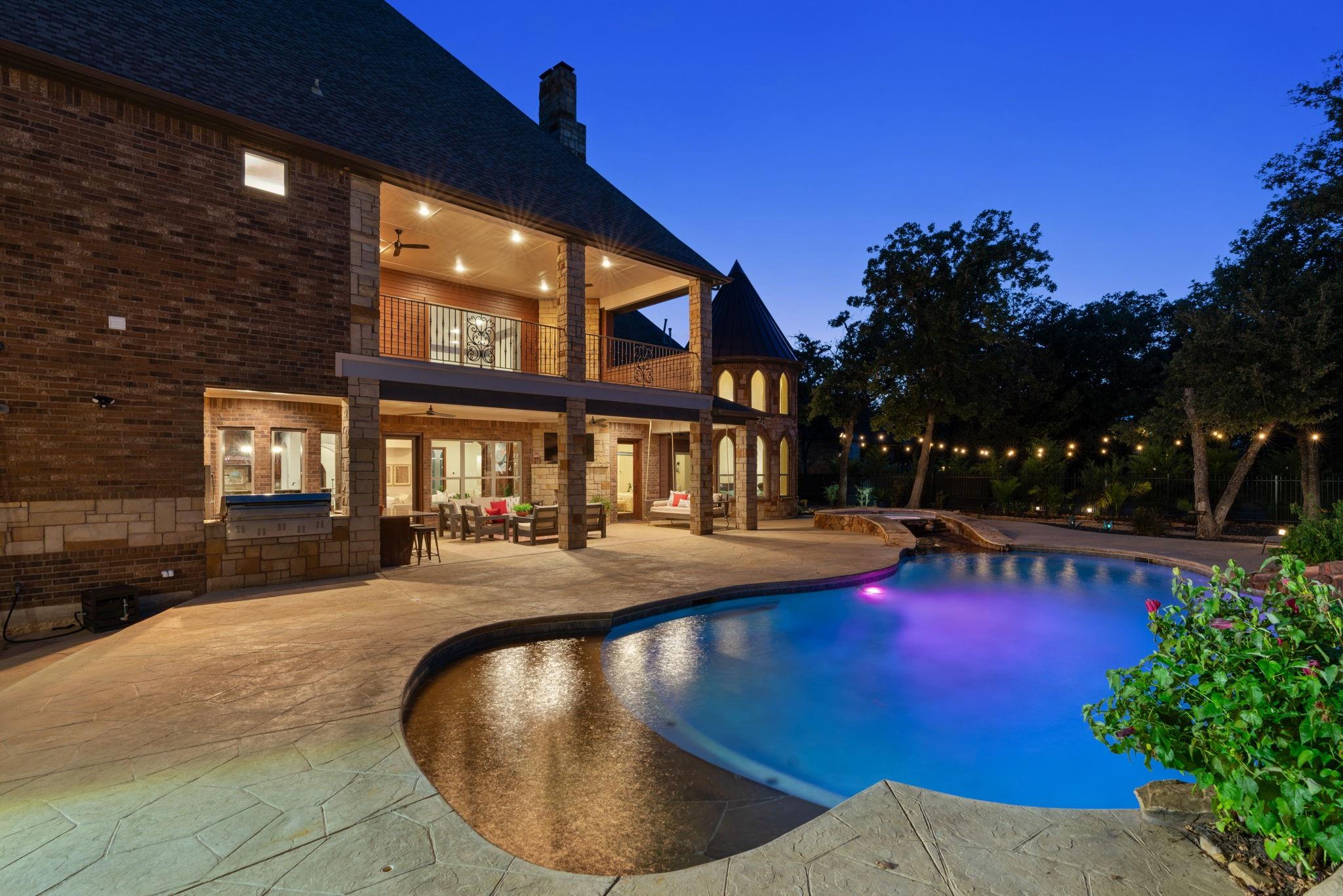 main property photo 34