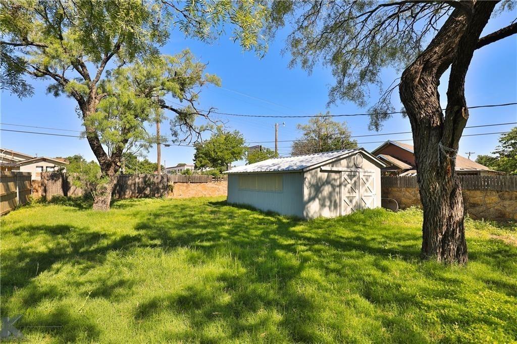main property photo 10