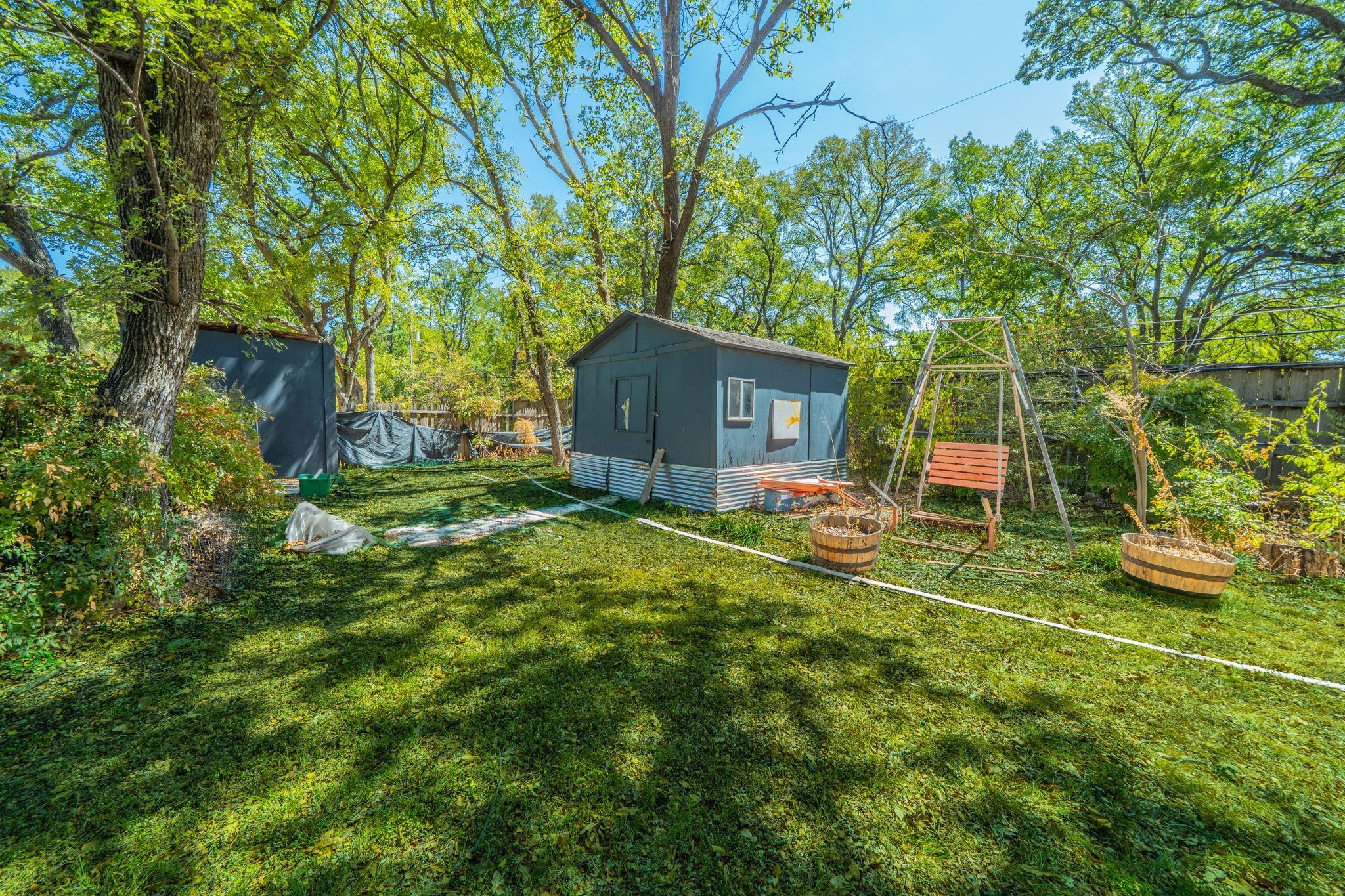 main property photo 22